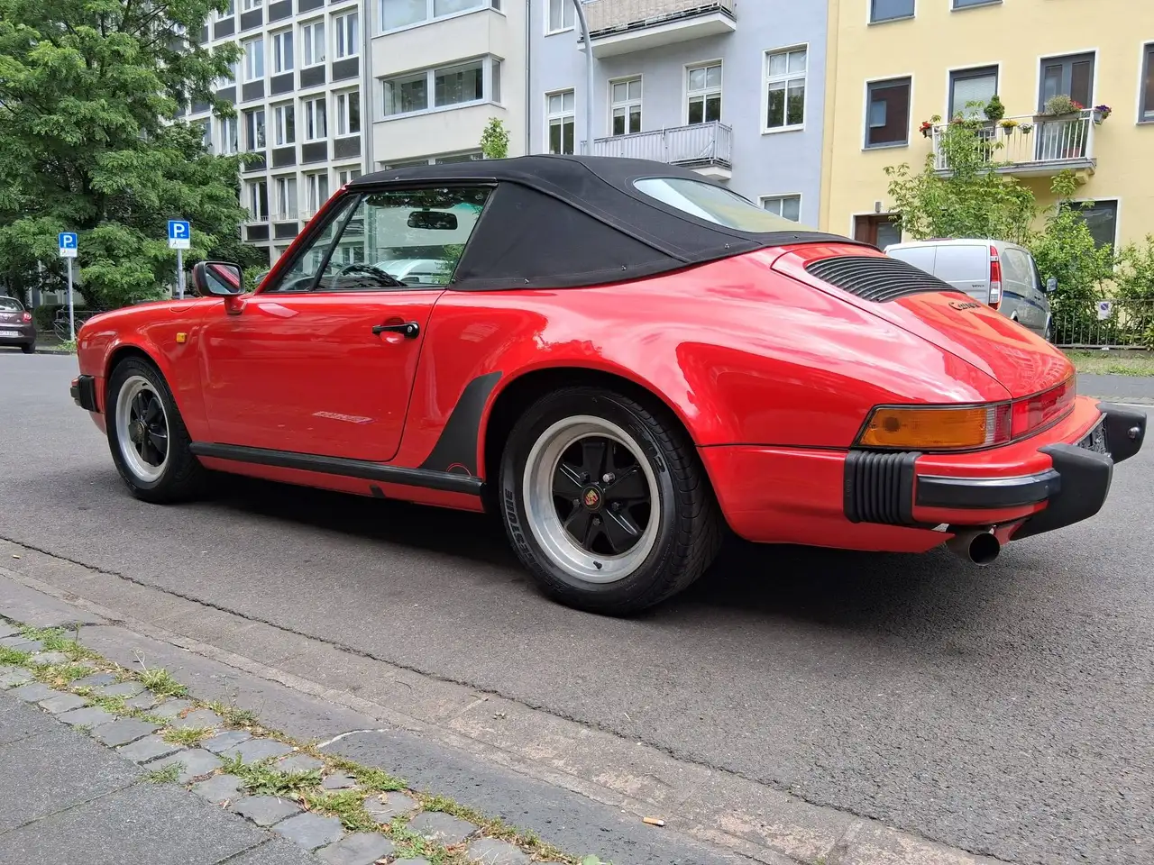 Porsche 911 Bild 8
