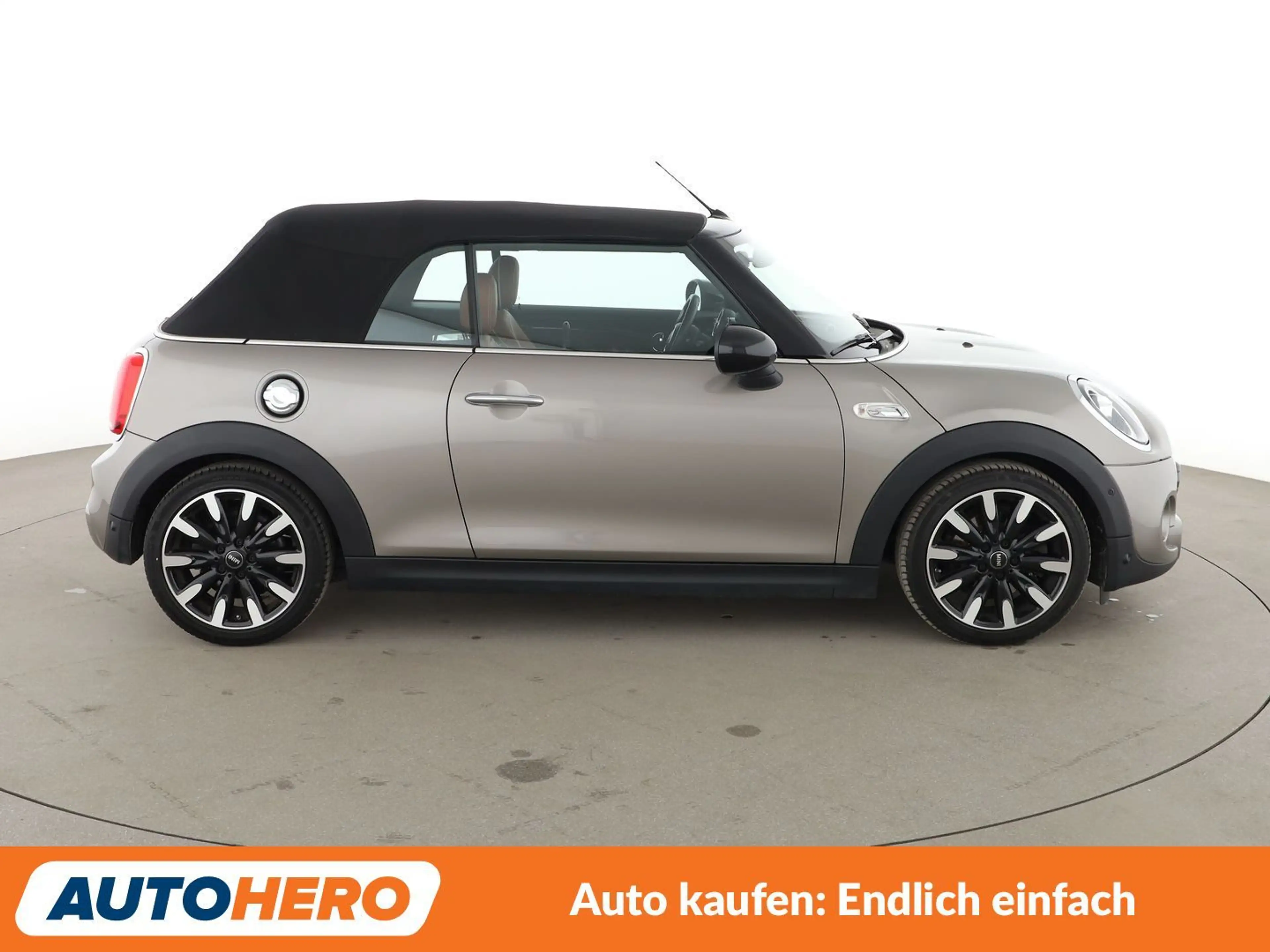 MINI Cooper S Cabrio Cooper S Aut.*NAVI*LED*TEMPO*PDC*SHZ*H/K* — photo 7
