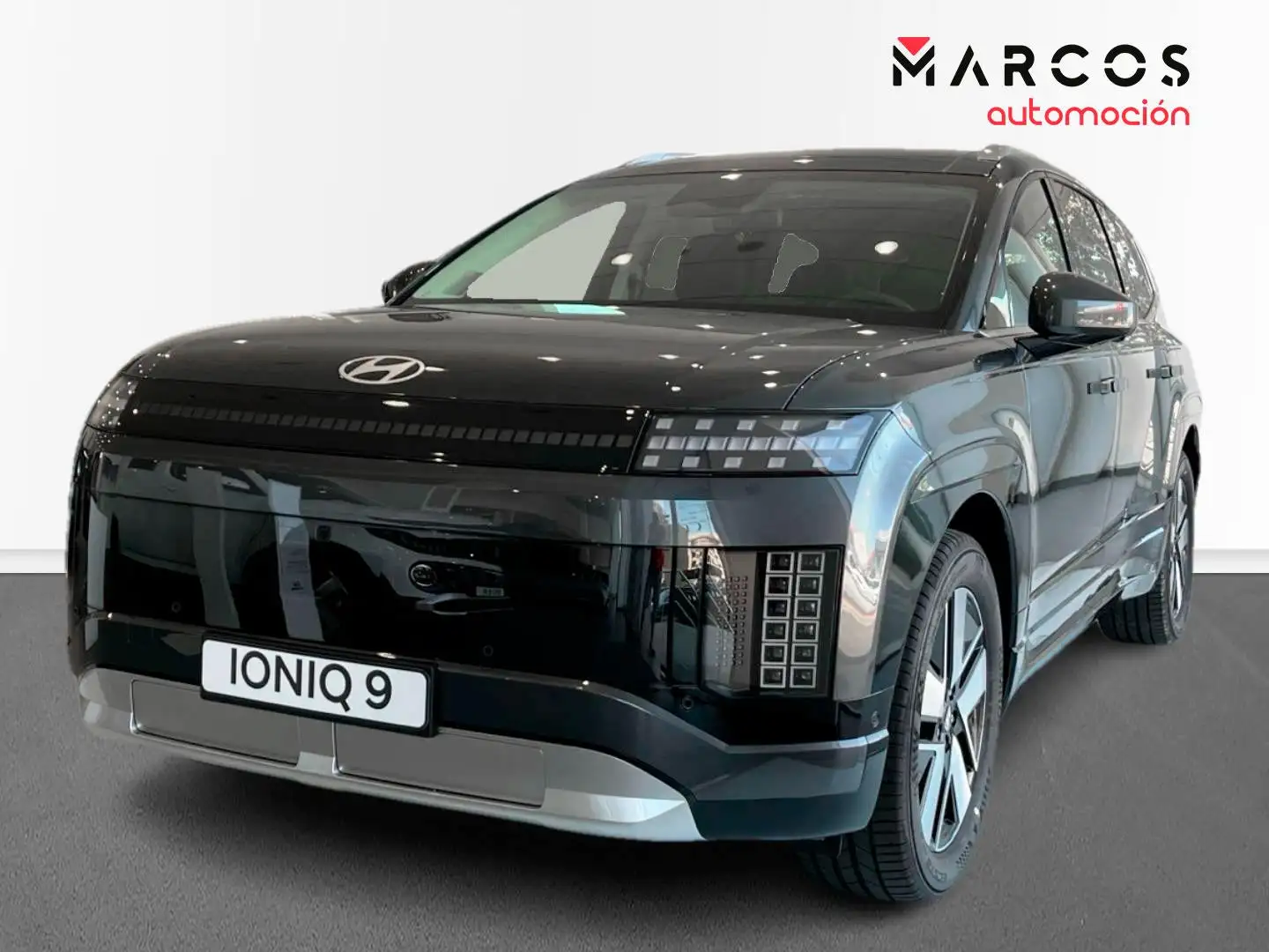 Hyundai IONIQ 9 110kWh AWD Energy Šedá - 1