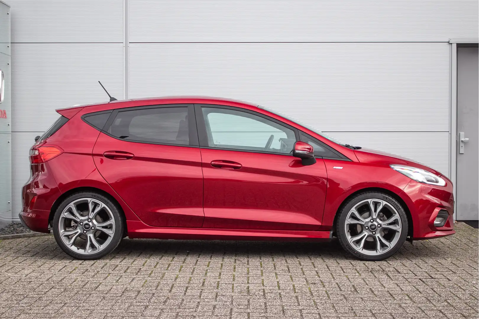 Ford Fiesta 1.0 EcoBoost ST-Line | Dealerond | Cruise | Nav | Rouge - 2