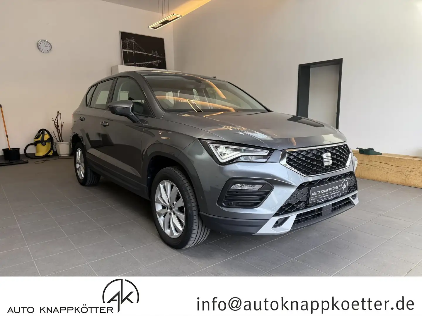 SEAT Ateca Ateca 2.0 TDI Style (EURO 6d)/Garantie Navi/Autom. Gris - 1