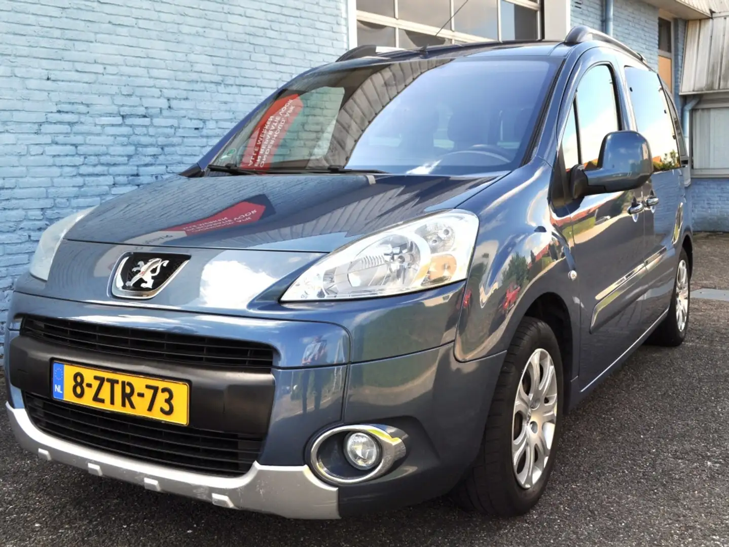 Peugeot Partner Tepee 1.6 Executive trekh egtg pdc mlv Blauw - 1