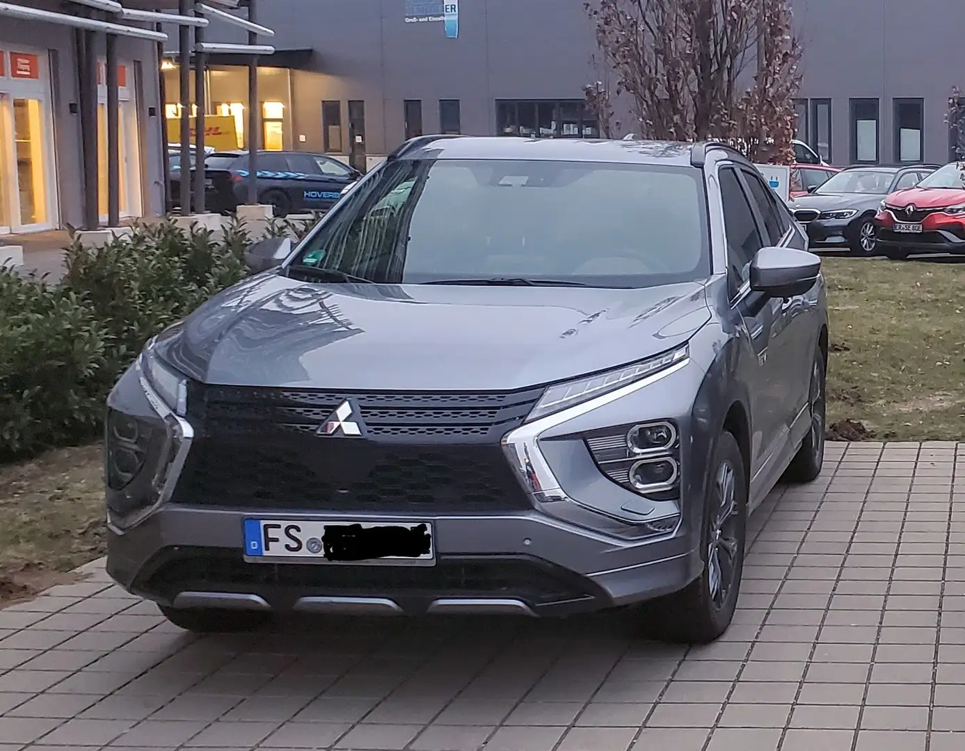 Mitsubishi Eclipse Cross Plug-In Hybrid 4WD Select Grey - 1