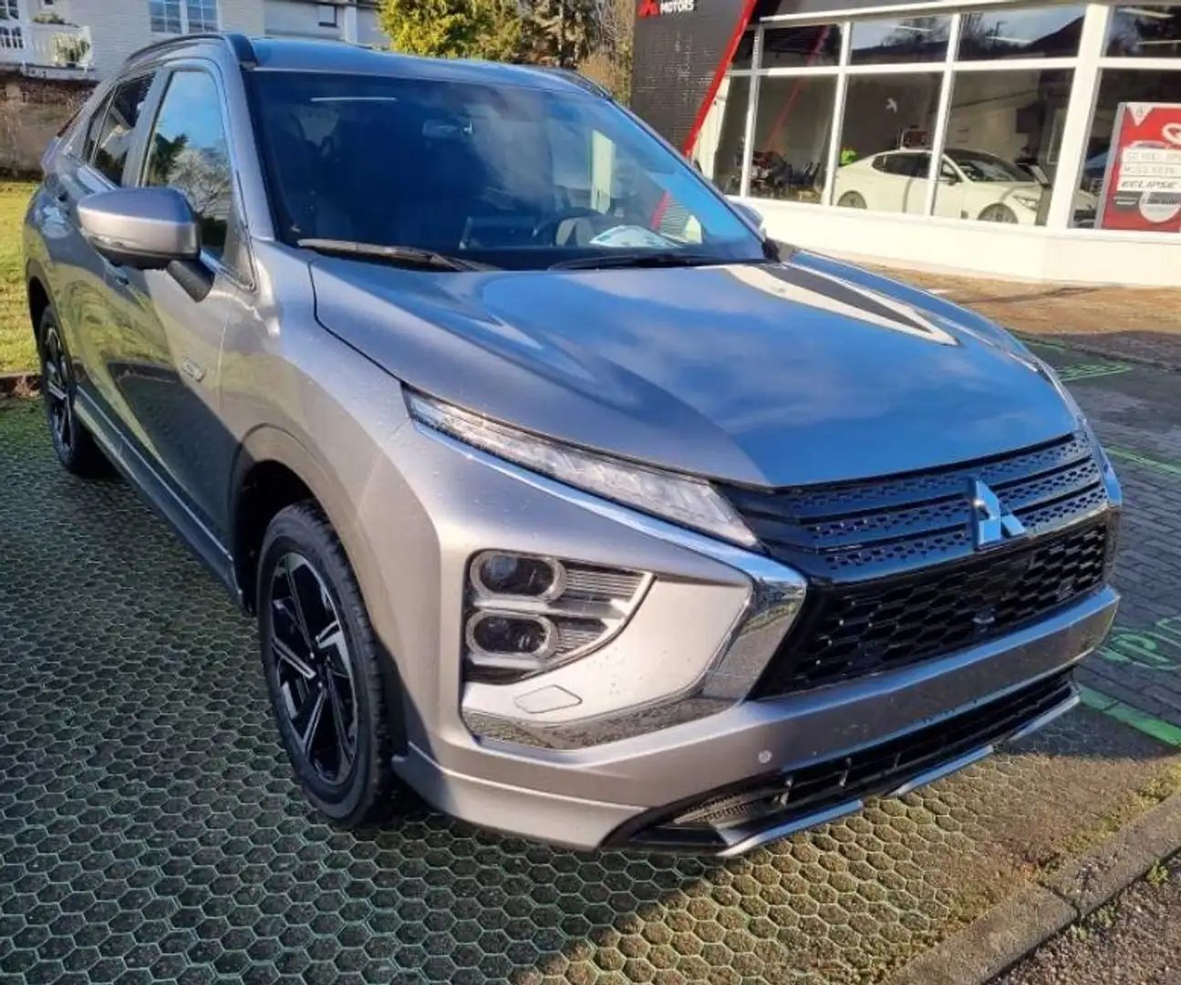 Mitsubishi Eclipse Cross Plug-In Hybrid 4WD Select Grey - 2