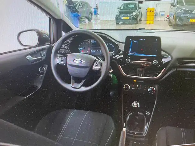 Ford Fiesta view 11