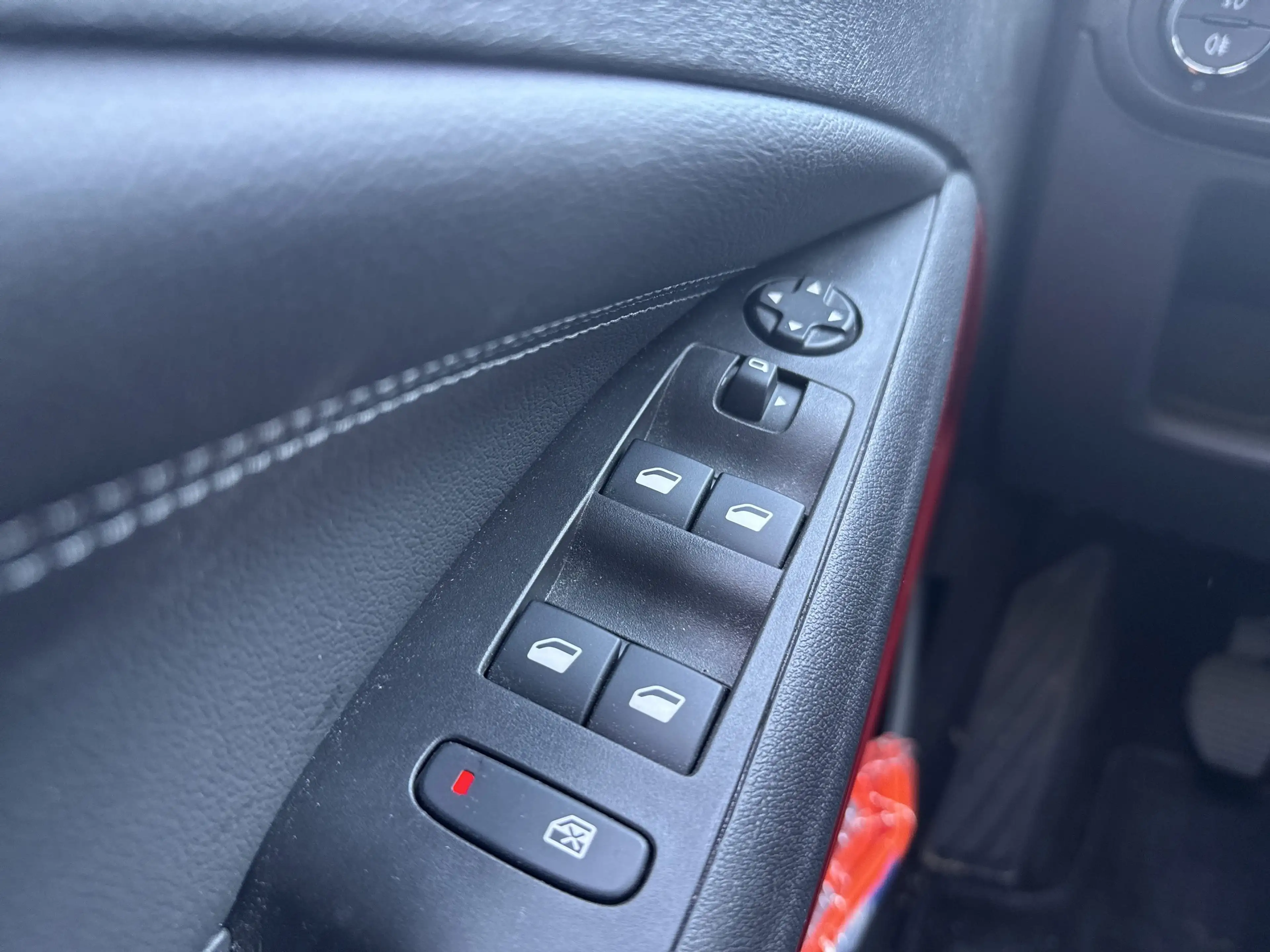 Opel Crossland 1.2 Turbo GS Line LED+2xKlima+KlimaA — photo 13