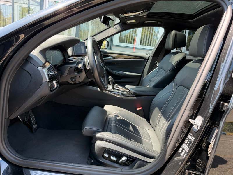 BMW 530 d M Sportpaket/19Zoll/Anhäng/360°Kam/LED-Sch — photo 12