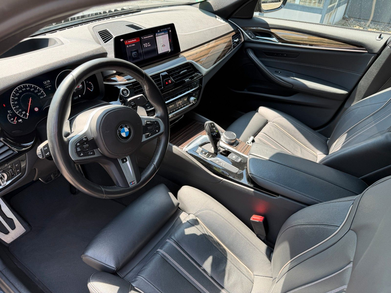BMW 530 d M Sportpaket/19Zoll/Anhäng/360°Kam/LED-Sch — photo 11