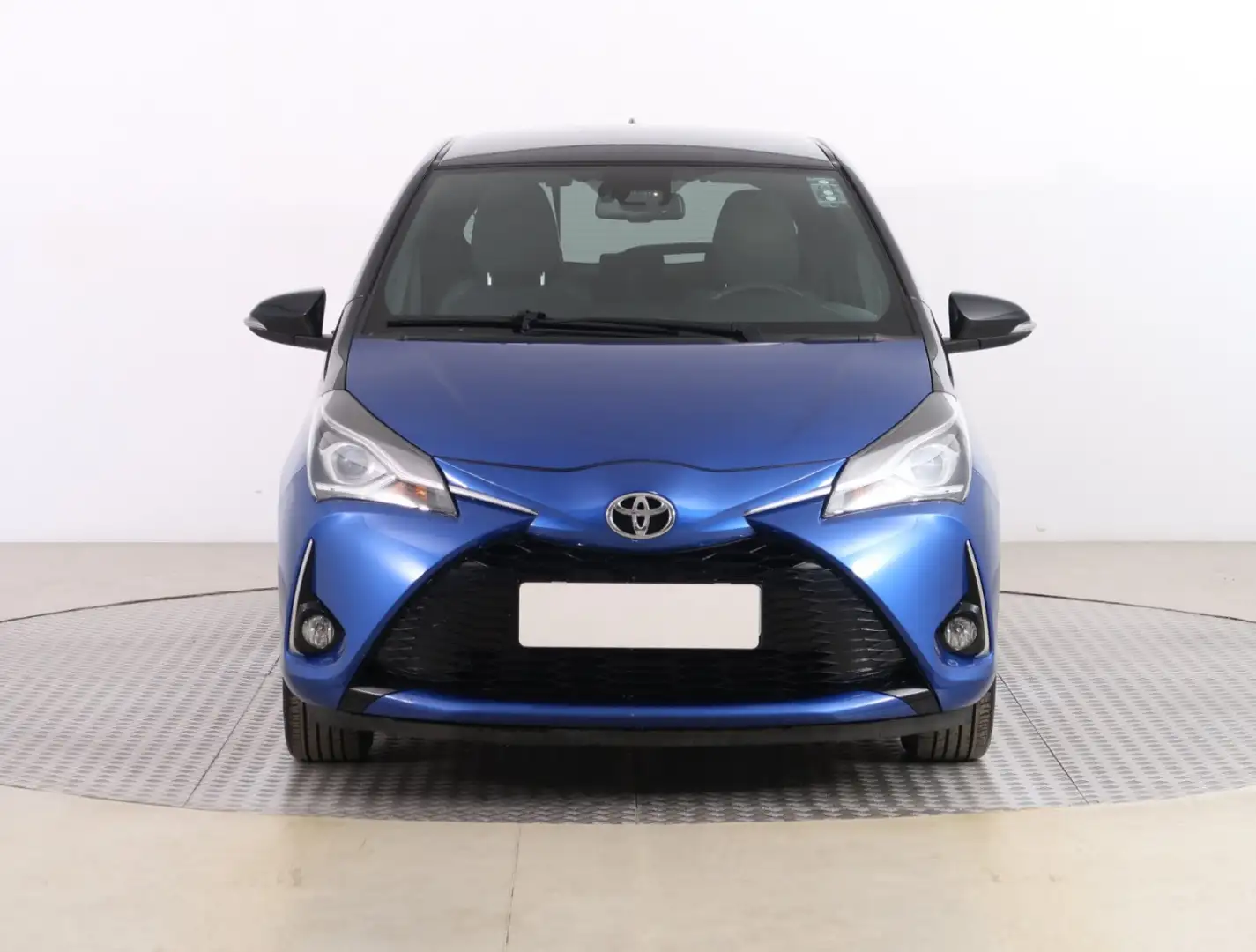 Toyota Yaris 1.5 Comfort Facelift Fernlichtass. Kam. - 2