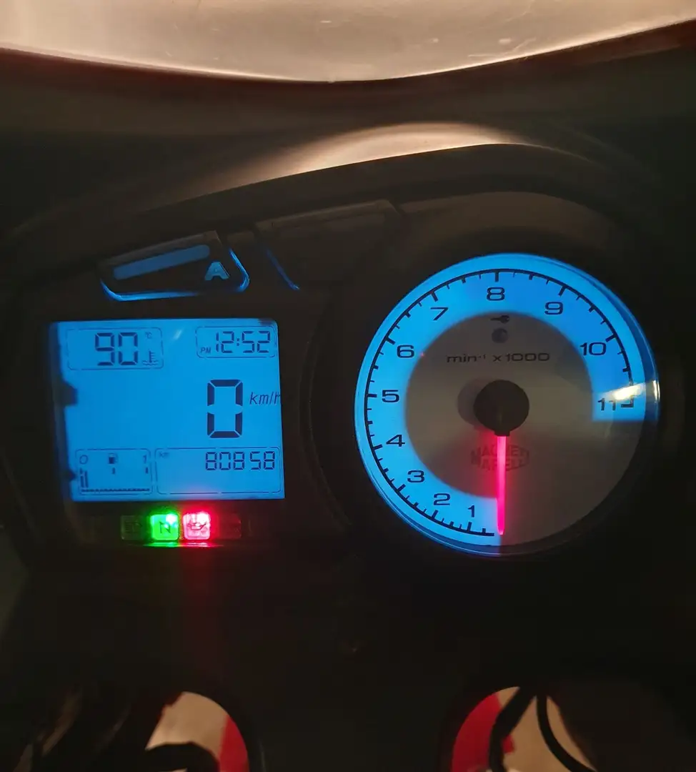 Ducati ST 4 S Rot - 2