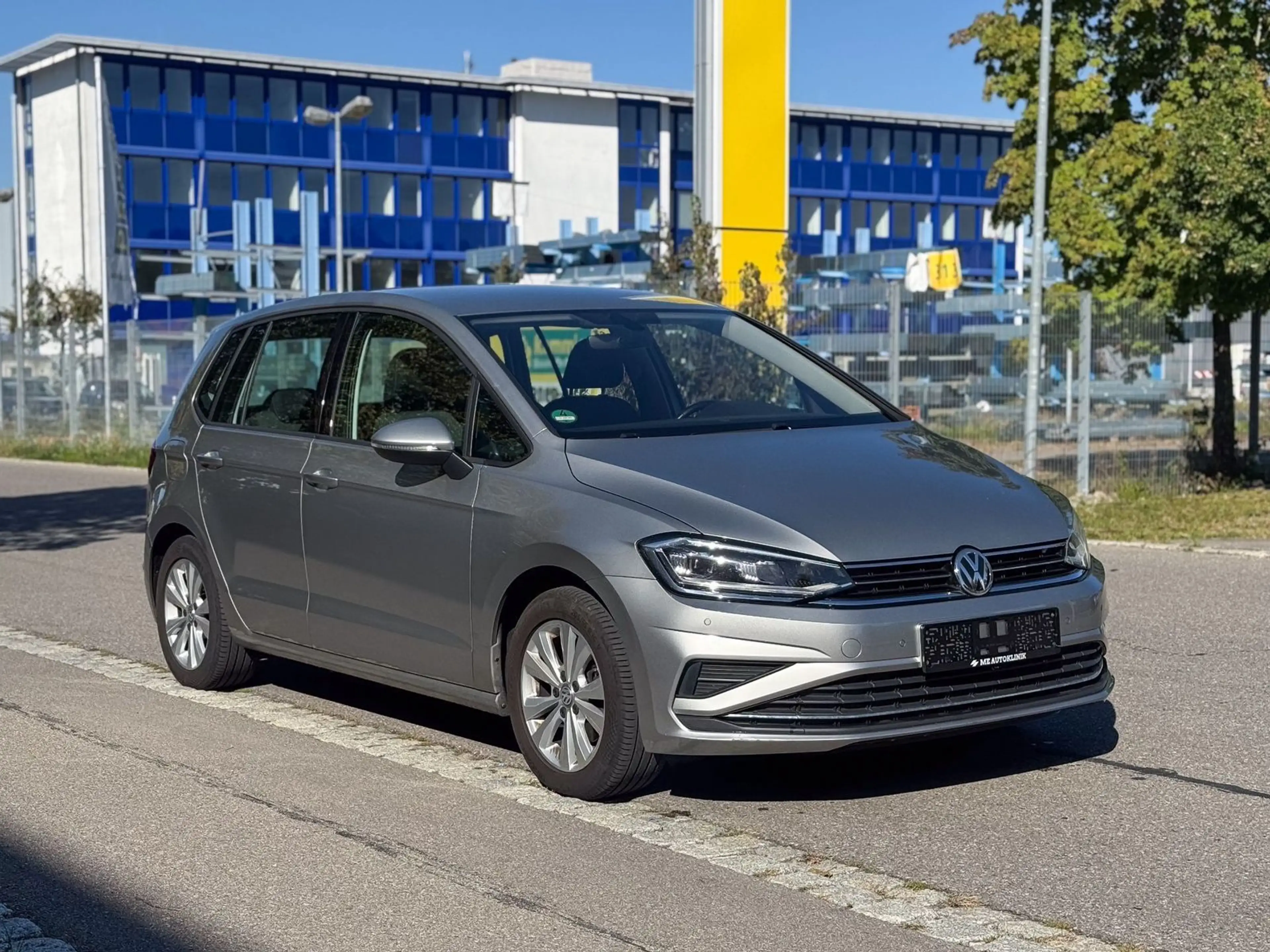 Volkswagen Golf Sportsvan VII 1.5 TSI Comfortline *ACC*PDC* — photo 3
