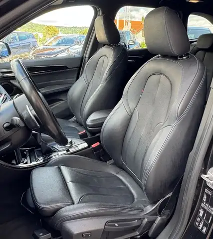 BMW X1 view 8