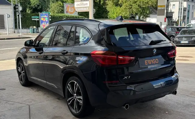 BMW X1 view 5