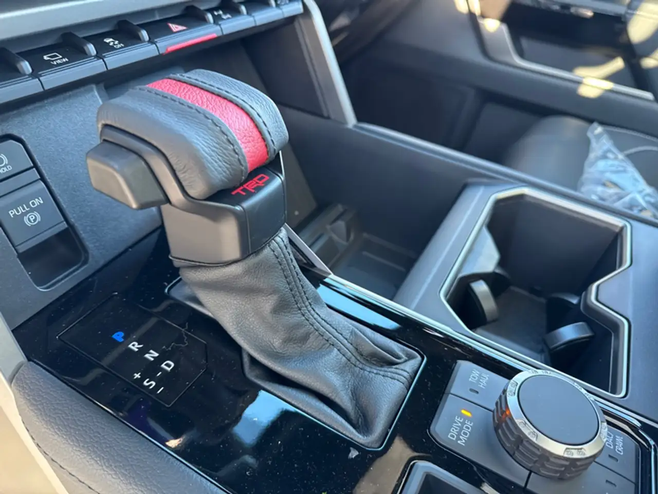 Toyota Tundra снимка Toyota Tundra