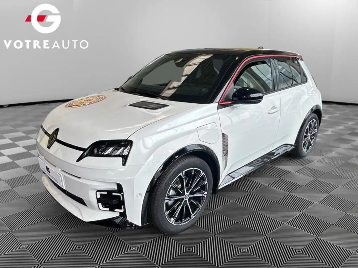 Renault R 5 dispo 05/01/26 - ICONIC Blanc - 1