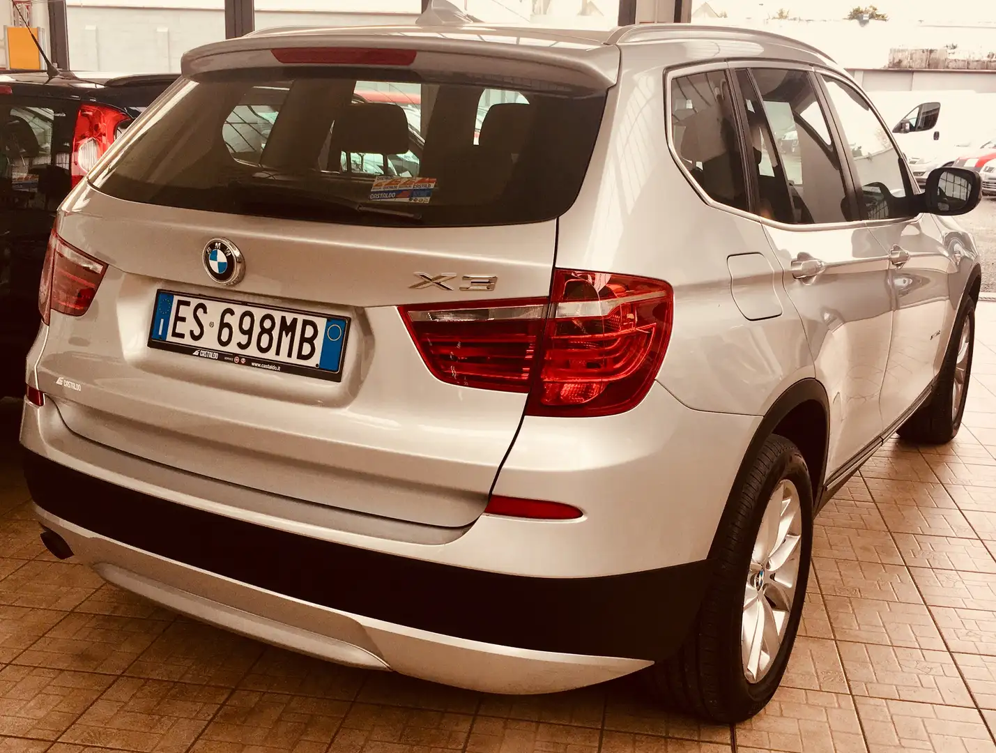 BMW X3 F25 2.0 X drive Futura  automatica Grigio - 1