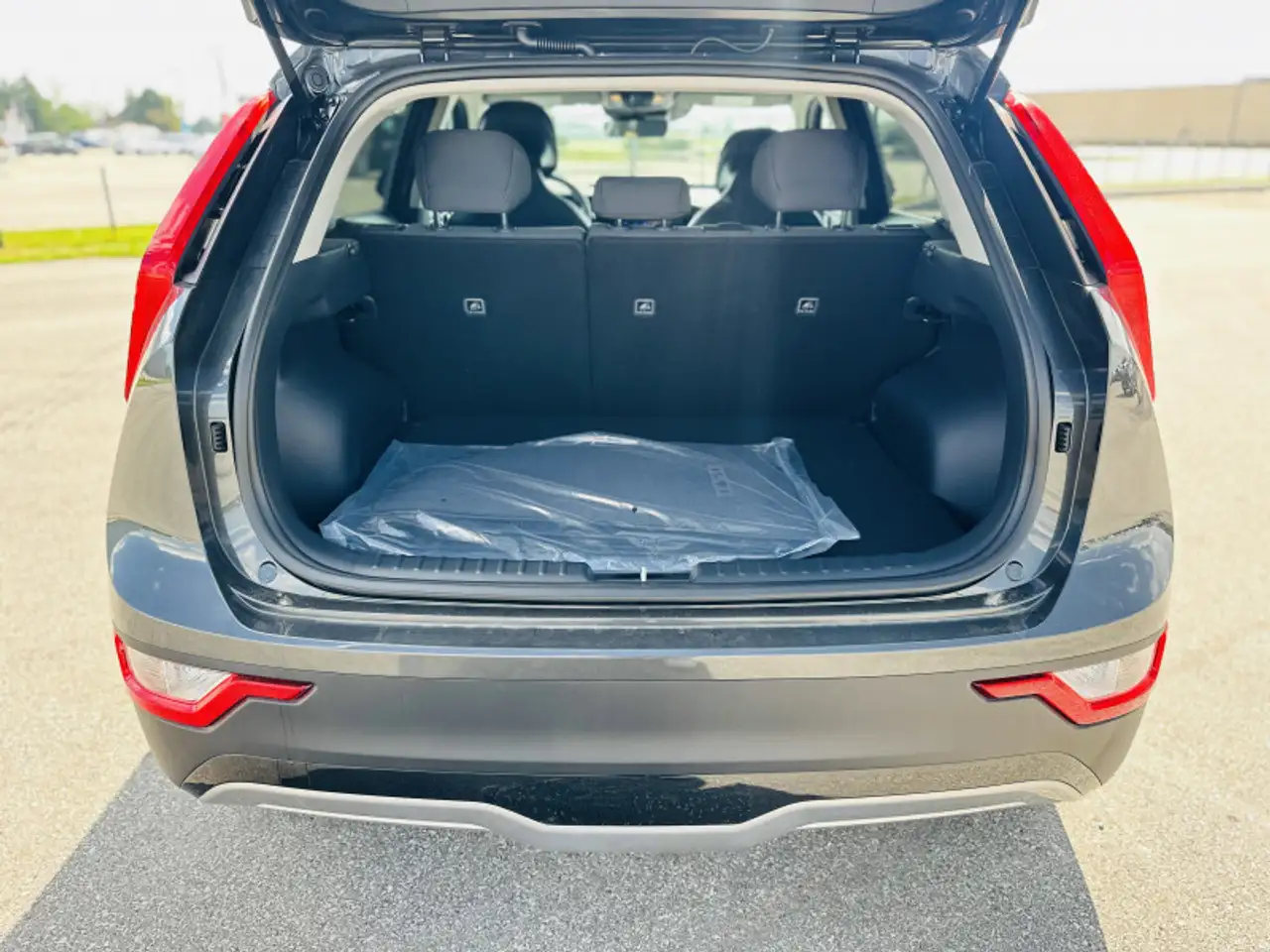 Kia Niro снимка Kia Niro