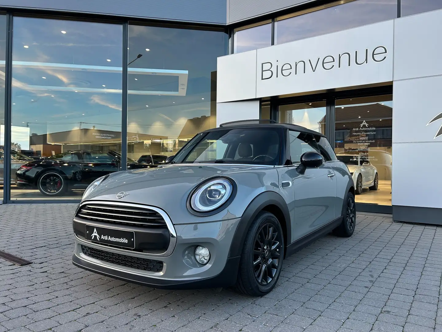 MINI One 1.5 *GARANTIE*1ER PROP*TOIT OUVRANT*LED AMBIANCE* Gris - 1