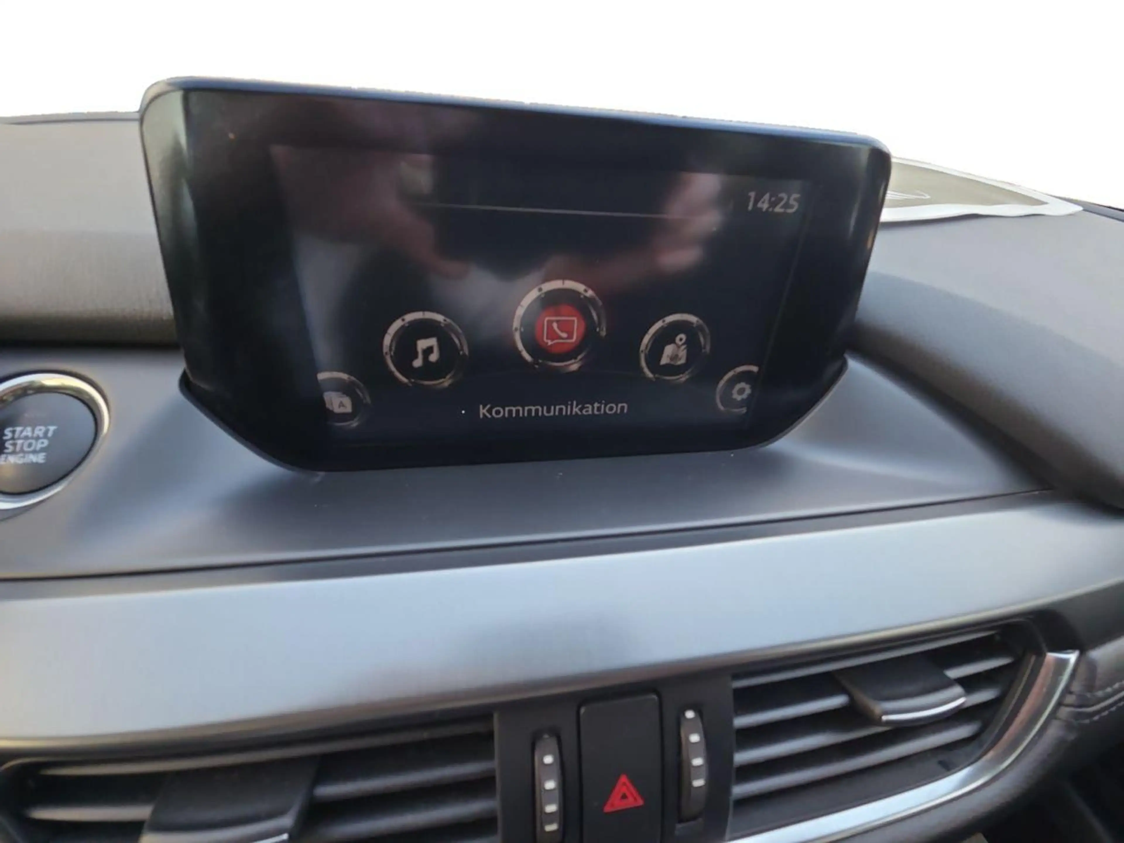Mazda 6 2.0 KAT — photo 10