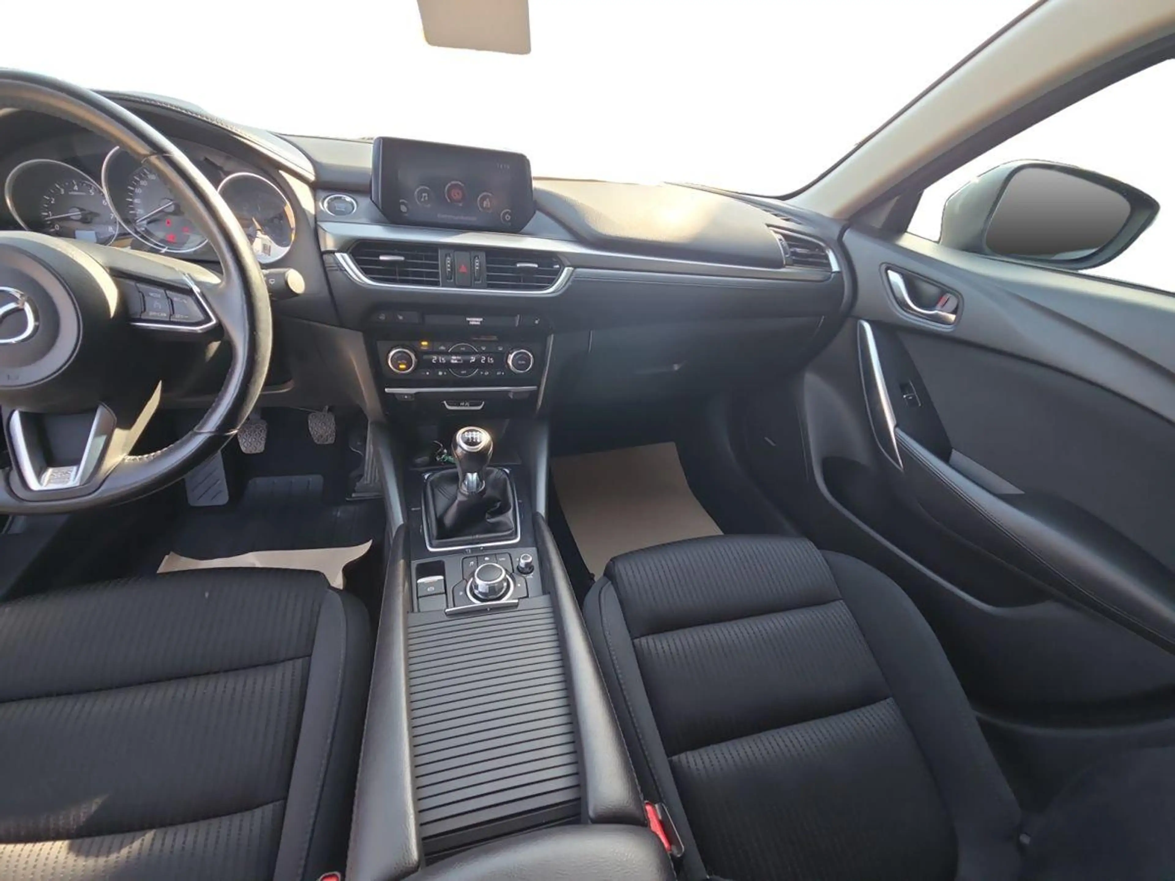 Mazda 6 2.0 KAT — photo 9