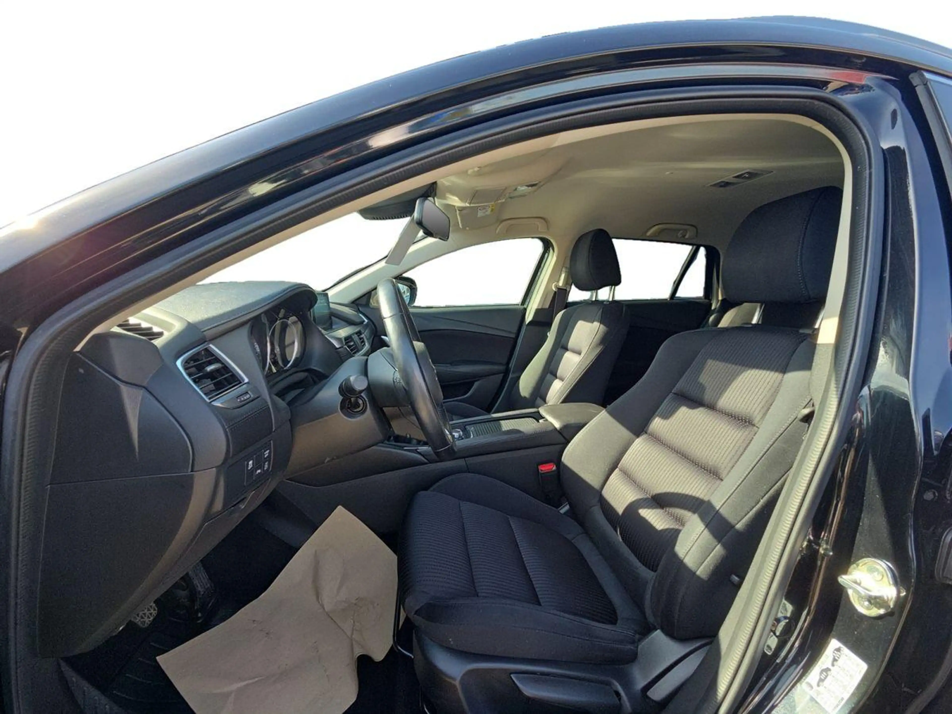 Mazda 6 2.0 KAT — photo 6