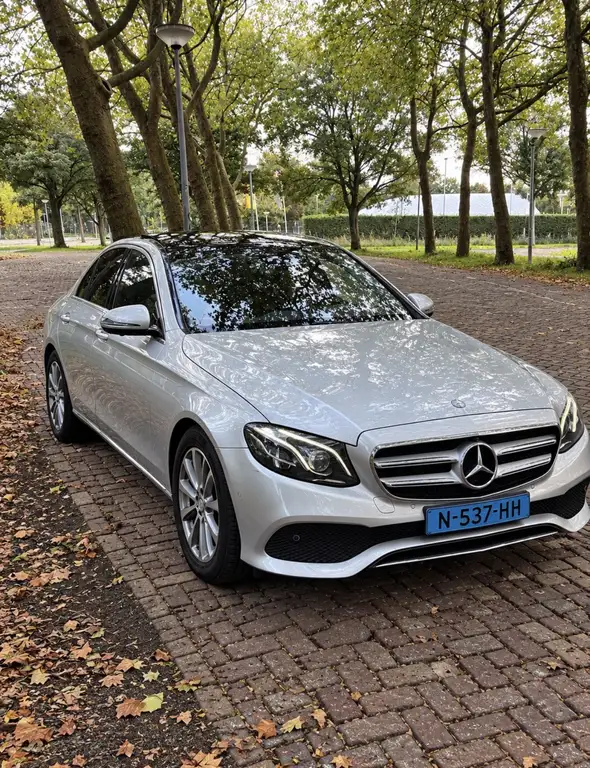 Mercedes-Benz E 220 2016 из Европы — купить под ключ