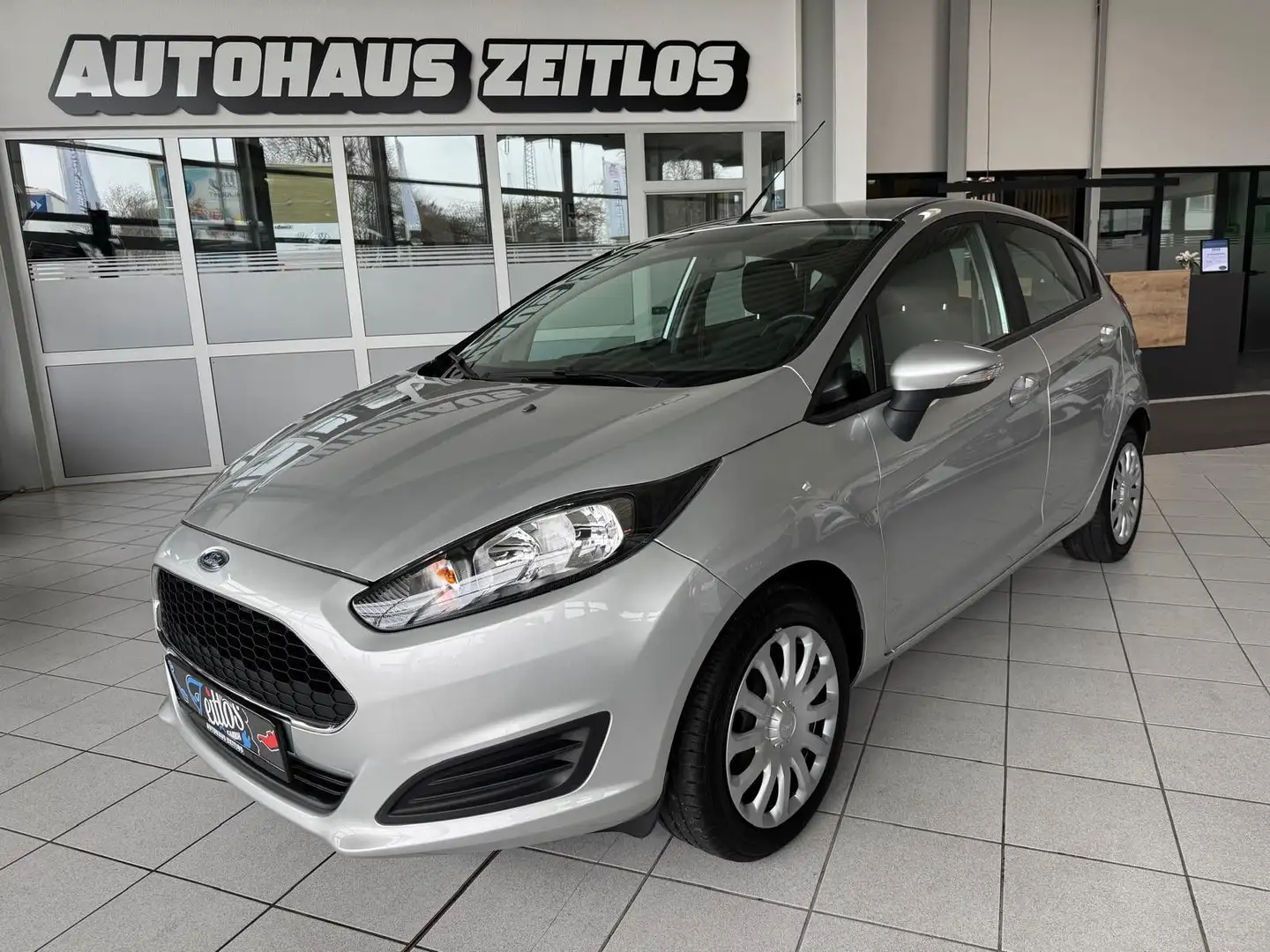 Ford Fiesta 1.2 Trend *SHZ*FSH*PDC*5-Türer*4-Zyl.*1HD Silber - 1