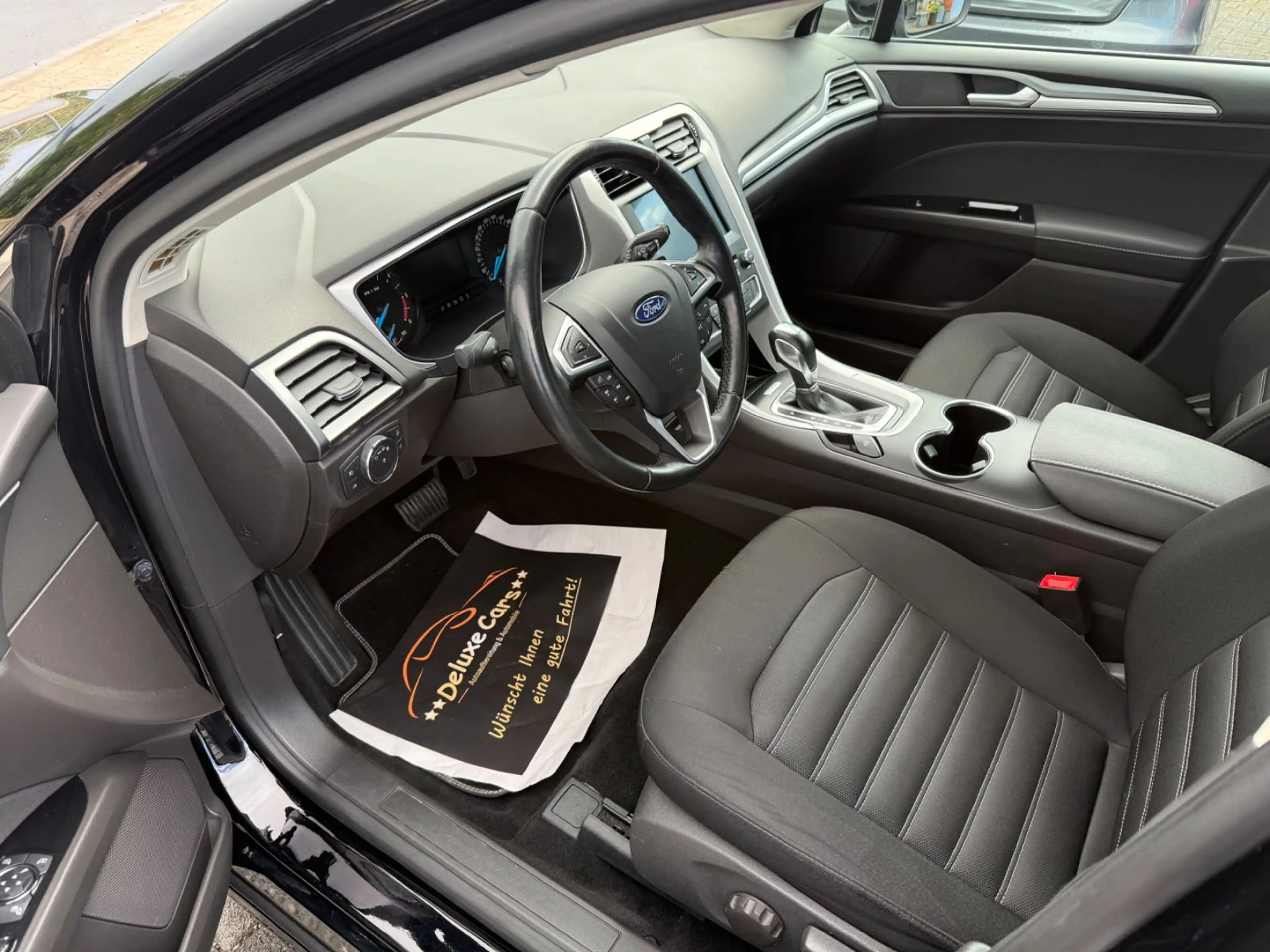 Ford Mondeo 2,0 TDCi 110kW Business ECOnetic Turnier — photo 10