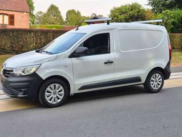 1.5 Blue dCi Confort S/S (EU6d)