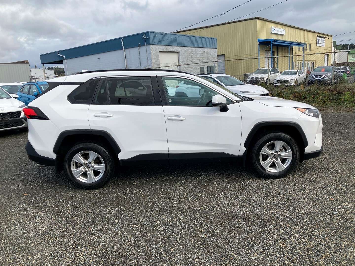 2022 Toyota RAV4 XLE - AWD — снимка 1