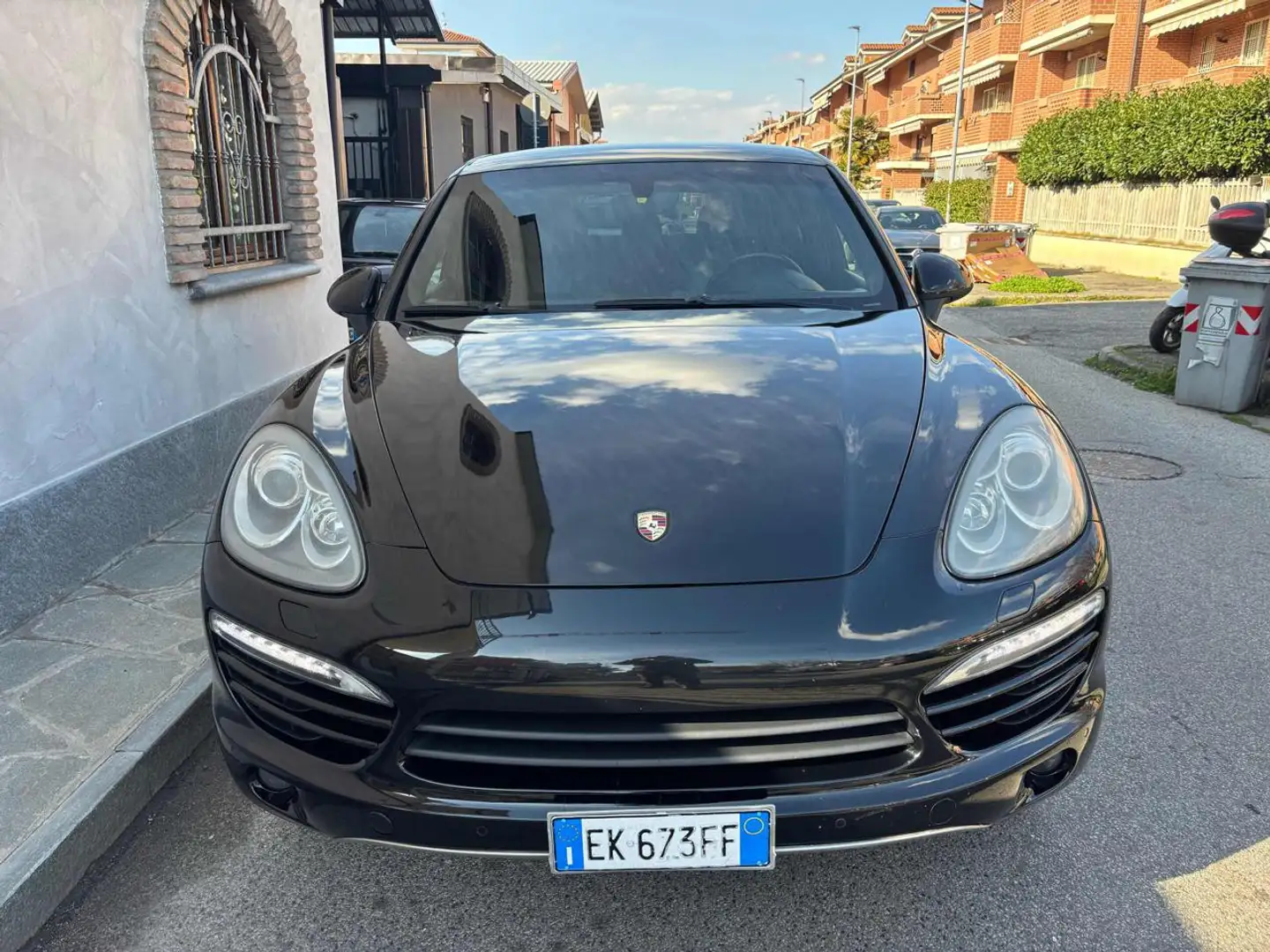 Porsche Cayenne 3.0 Diesel Nero - 2