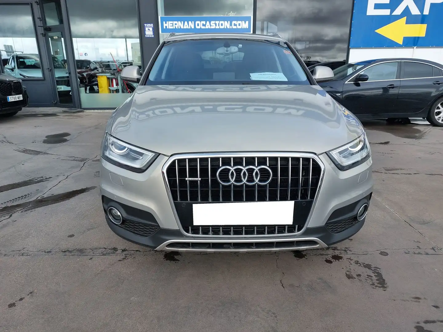 Audi Q3 2.0TDI Ambiente quattro S-Tronic 177 bež - 2