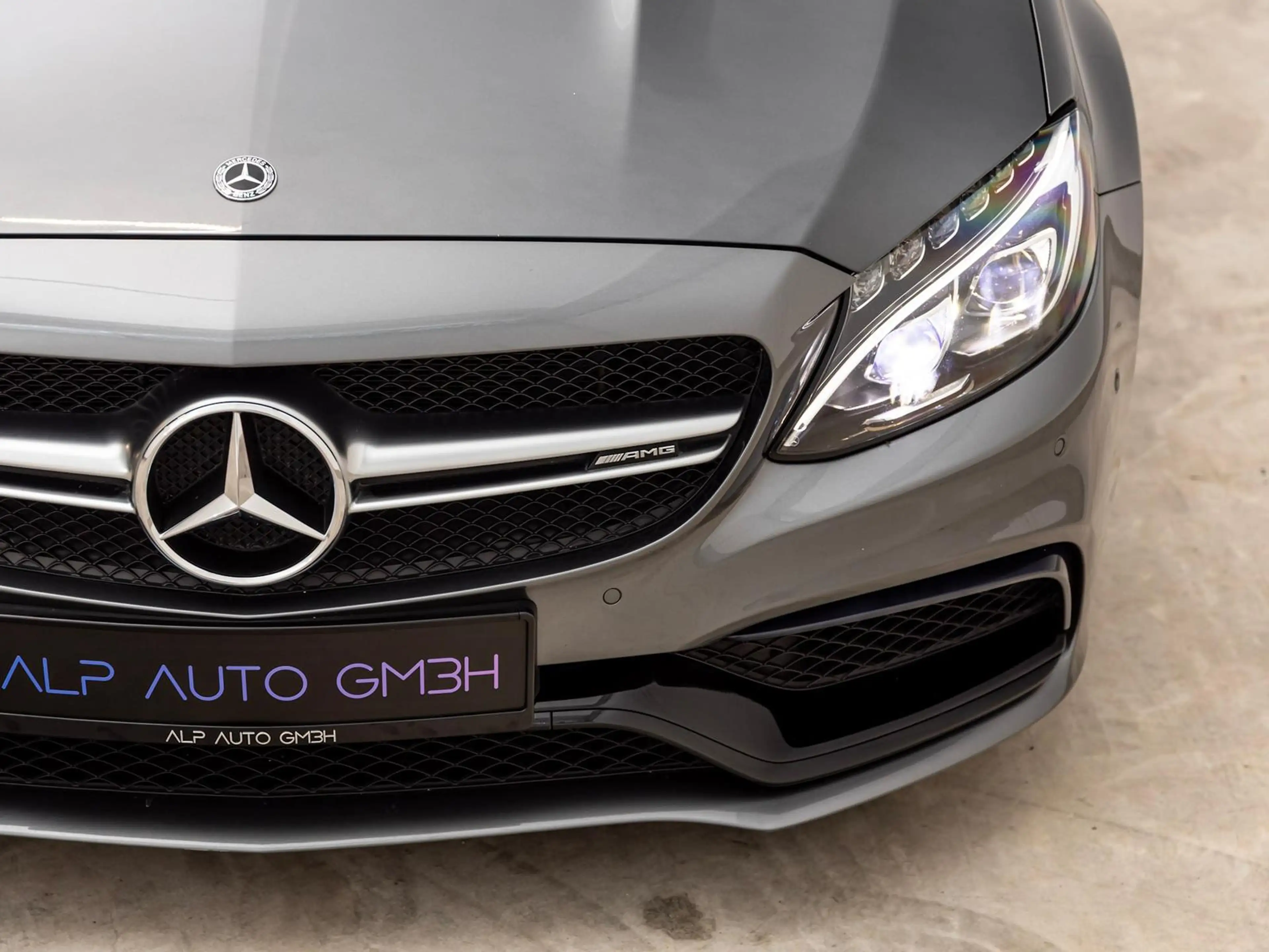 Mercedes-Benz C 63 AMG C63 S AMG T 4.0 V8/BUR/LED/PANO/KLAPPE/COMAND — photo 11