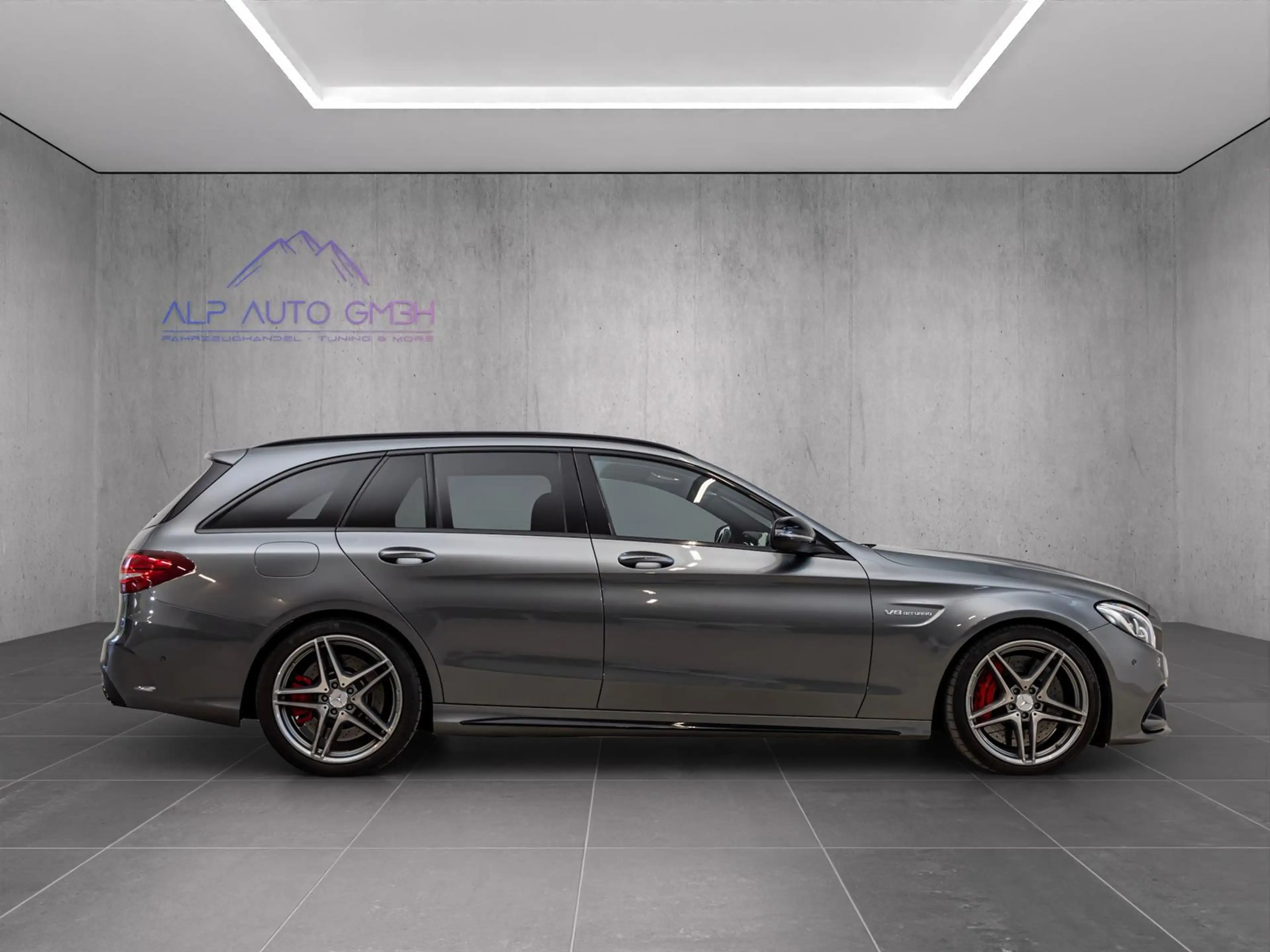 Mercedes-Benz C 63 AMG C63 S AMG T 4.0 V8/BUR/LED/PANO/KLAPPE/COMAND — photo 7