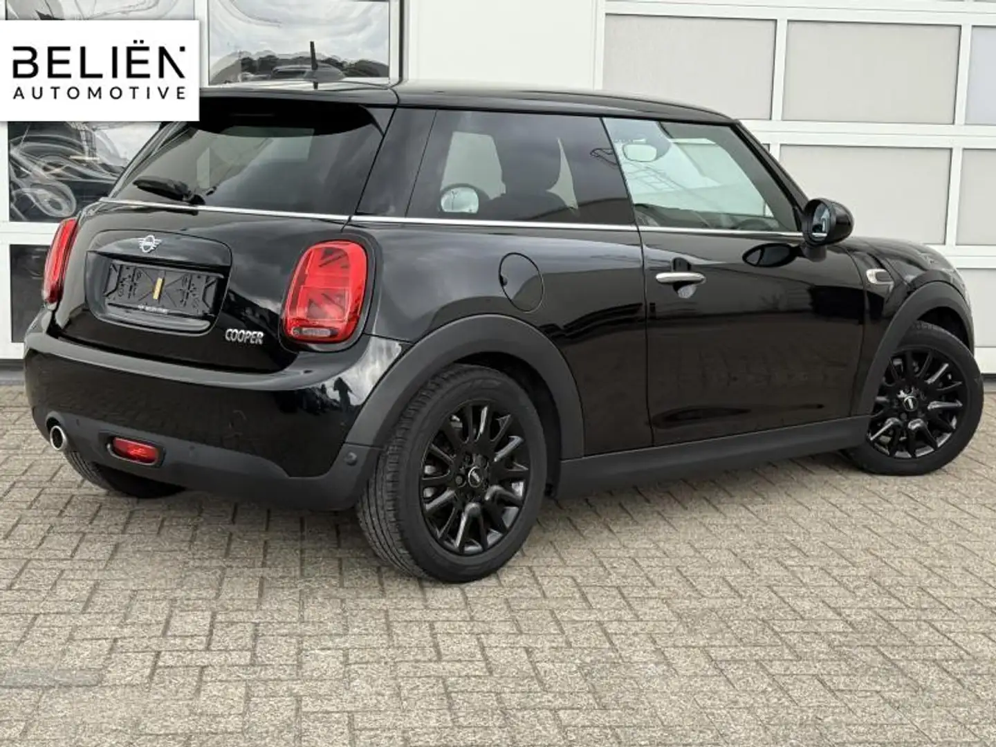 MINI Cooper 3 Noir - 2