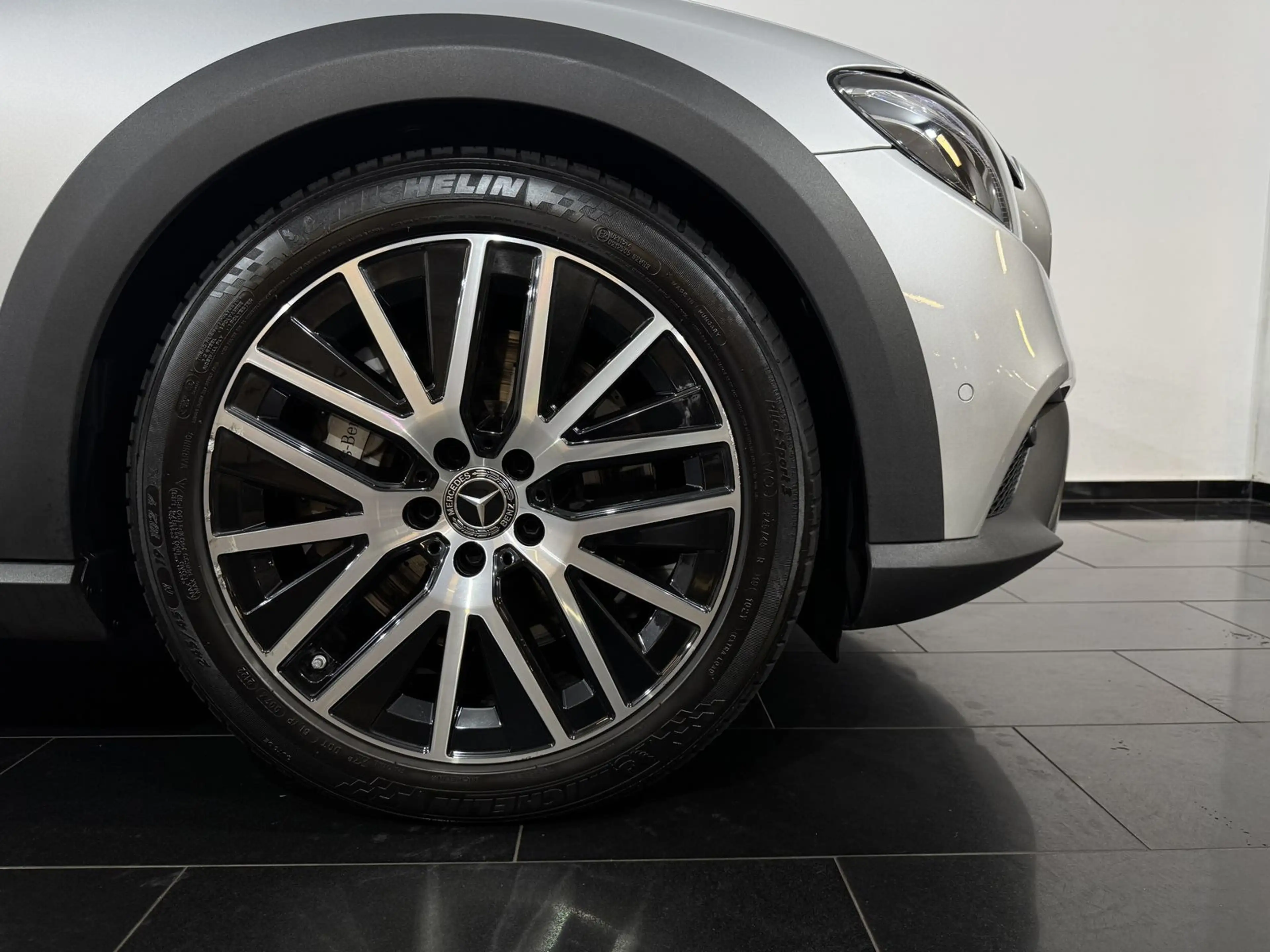 Mercedes-Benz E 400 4M. All-Terrain*360°Cam*Pano*KeyGO*LED*DAB — photo 7