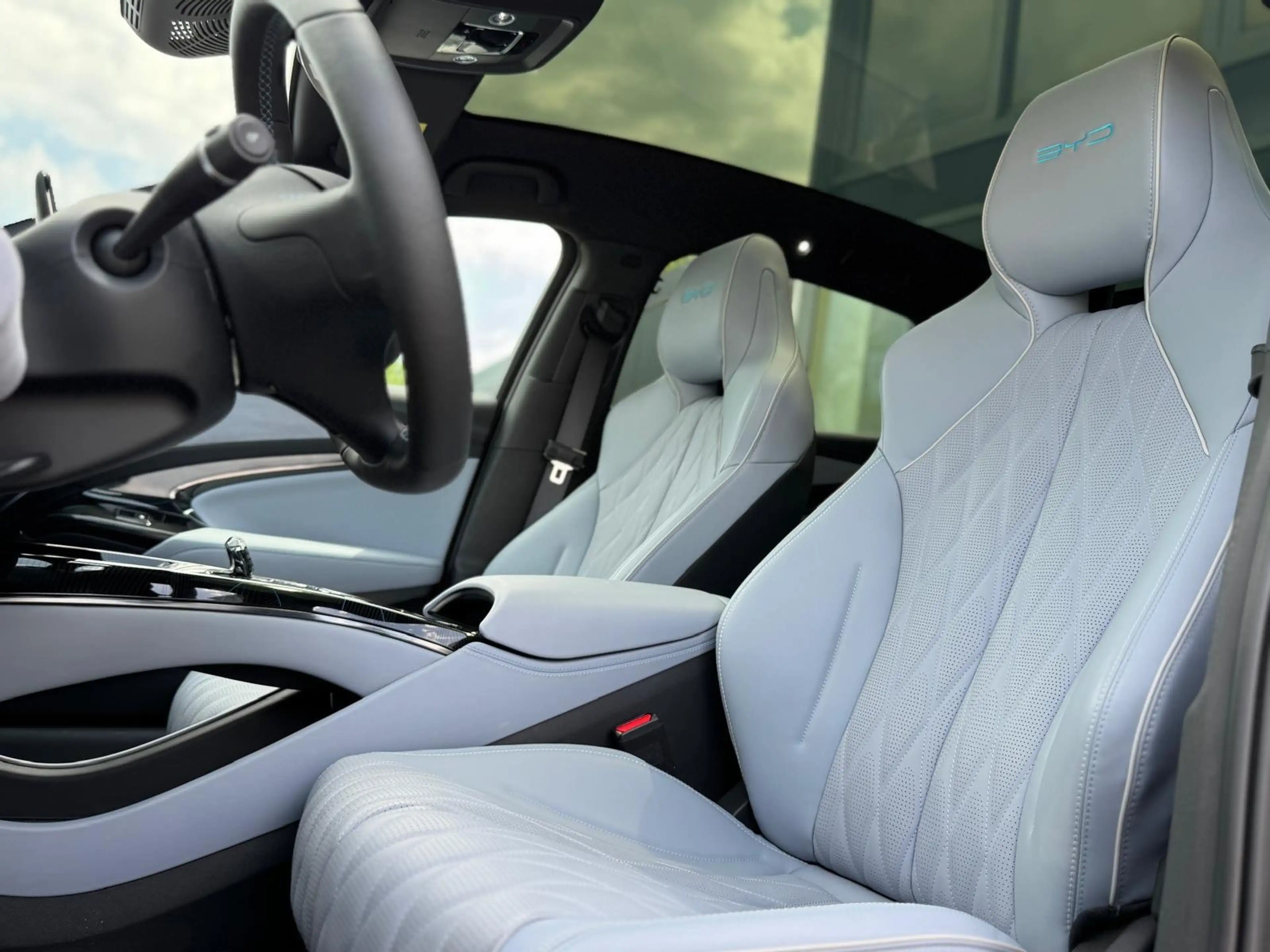 BYD Seal 82.5 kWh / DESIGN / 360° / MEMORY / PANO / SFEE — photo 15