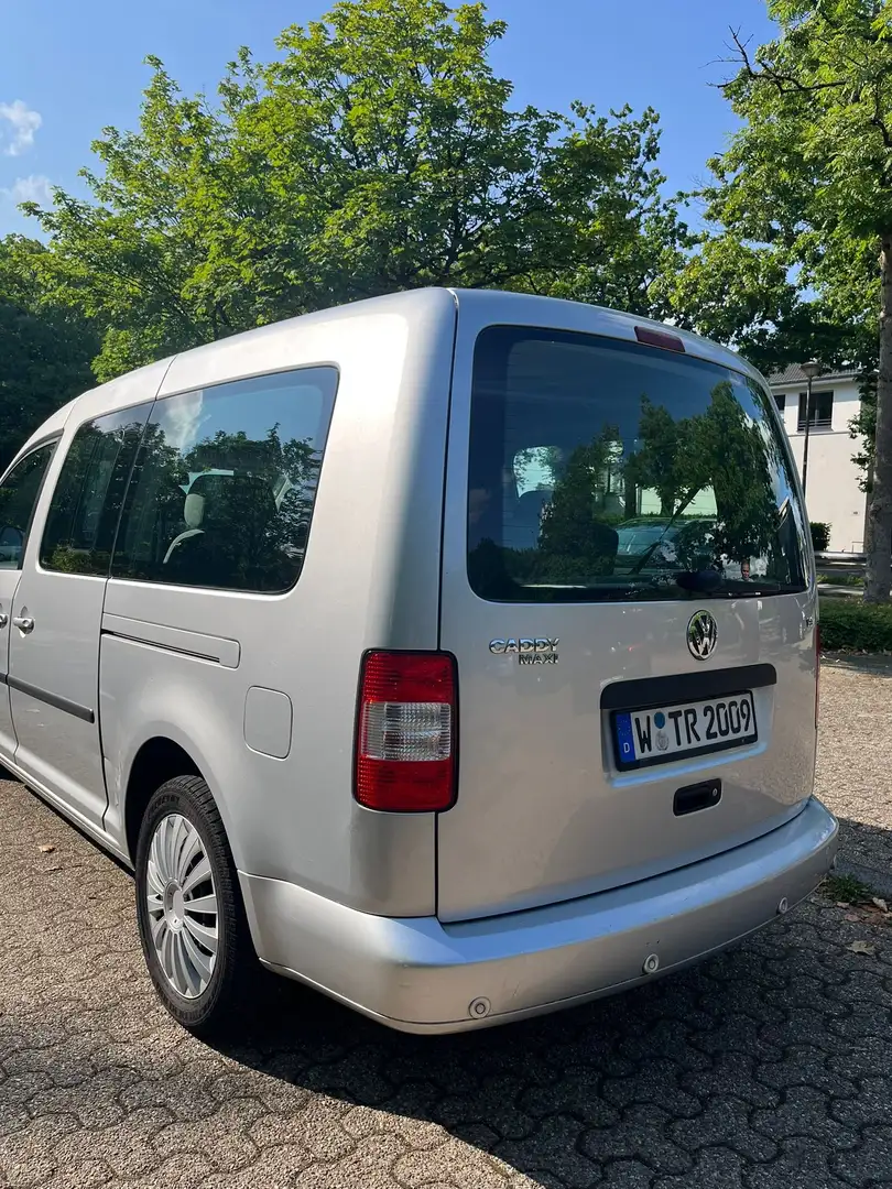 Volkswagen Caddy 1.6 Maxi Life Style (7-Si.) Silber - 2
