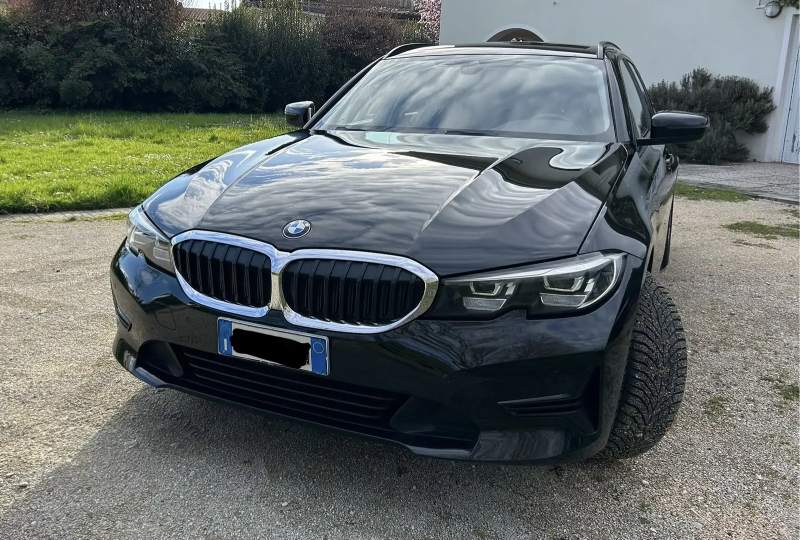 BMW 320 320d Touring Business Advantage auto - 1