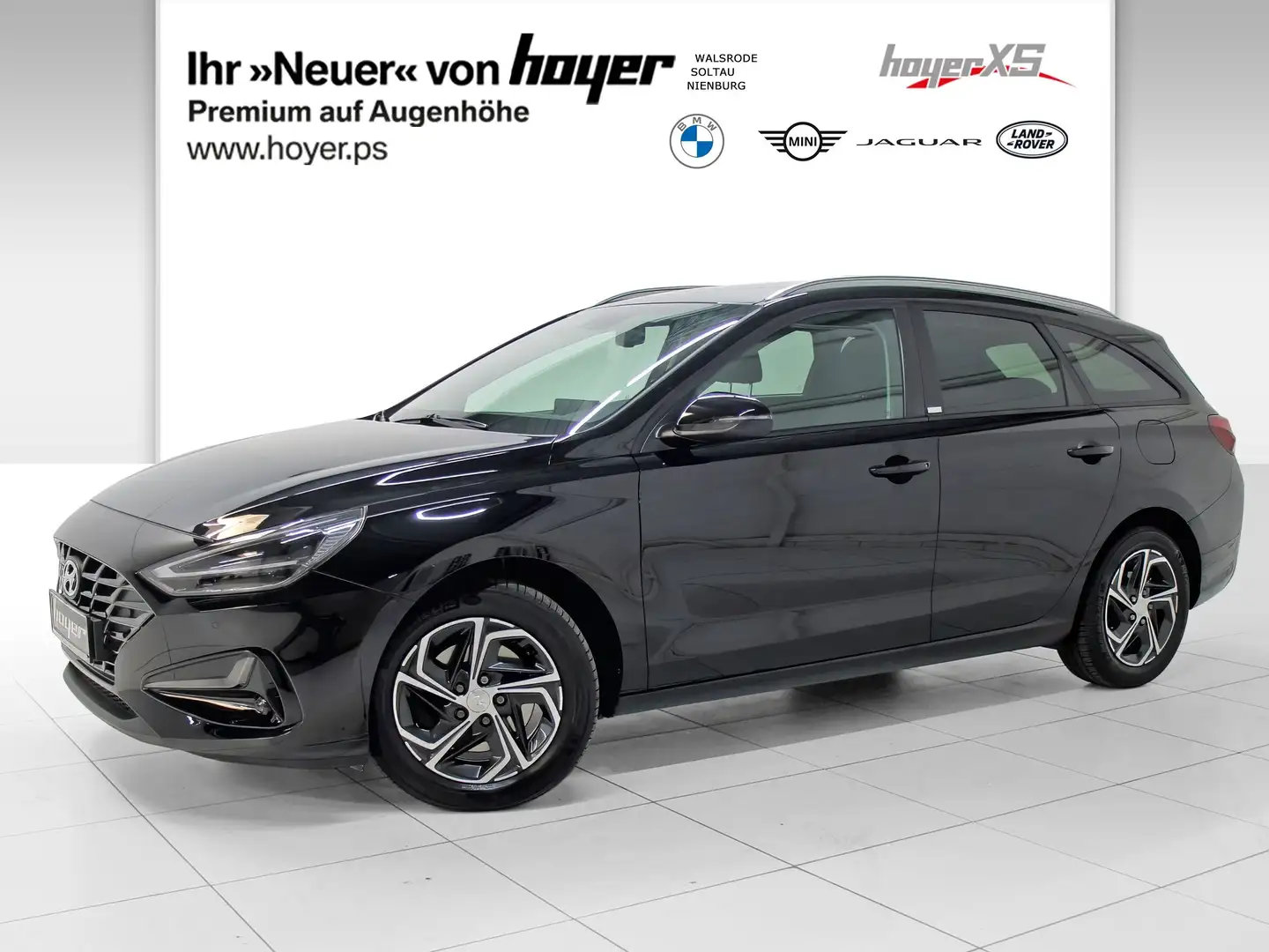 Hyundai i30 cw 1.6 CRDI DCT Intro Edition DAB LED RFK Schwarz - 1
