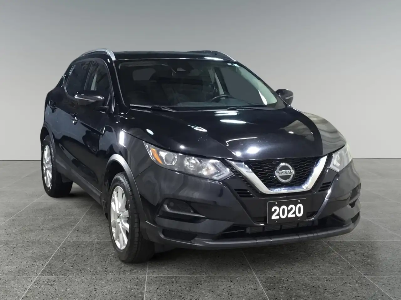 Nissan Qashqai снимка Nissan Qashqai
