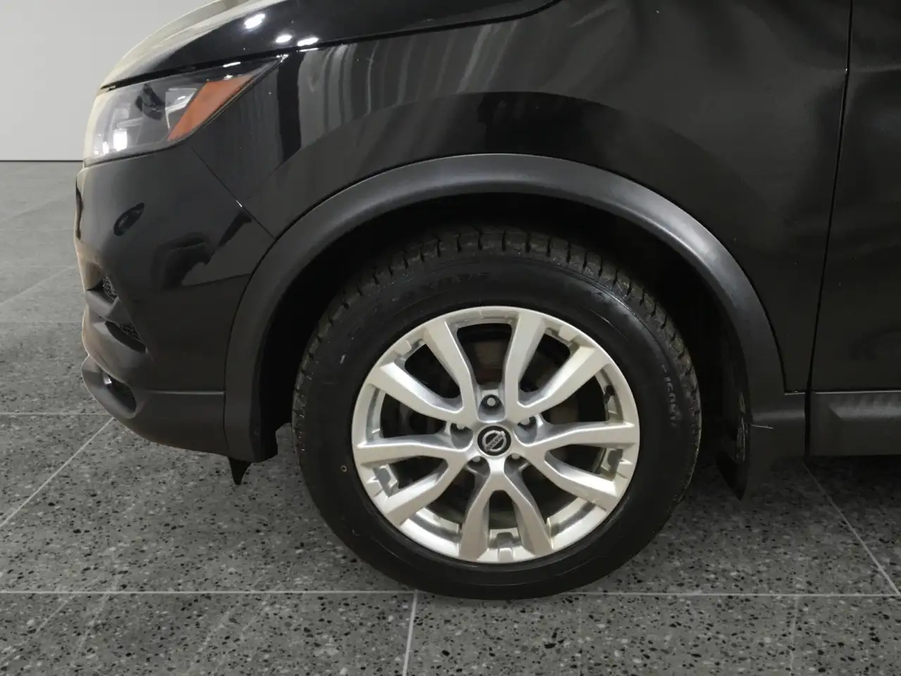 Nissan Qashqai снимка Nissan Qashqai