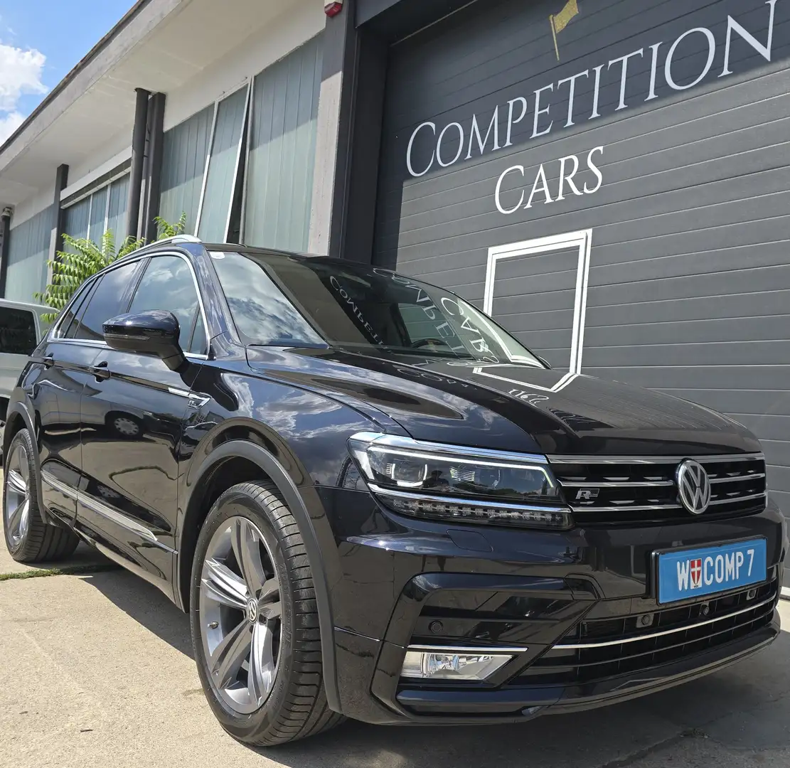 Volkswagen Tiguan 2.0 TDI DSG R-Line 4-Motion Massage Anhänger Schwarz - 1