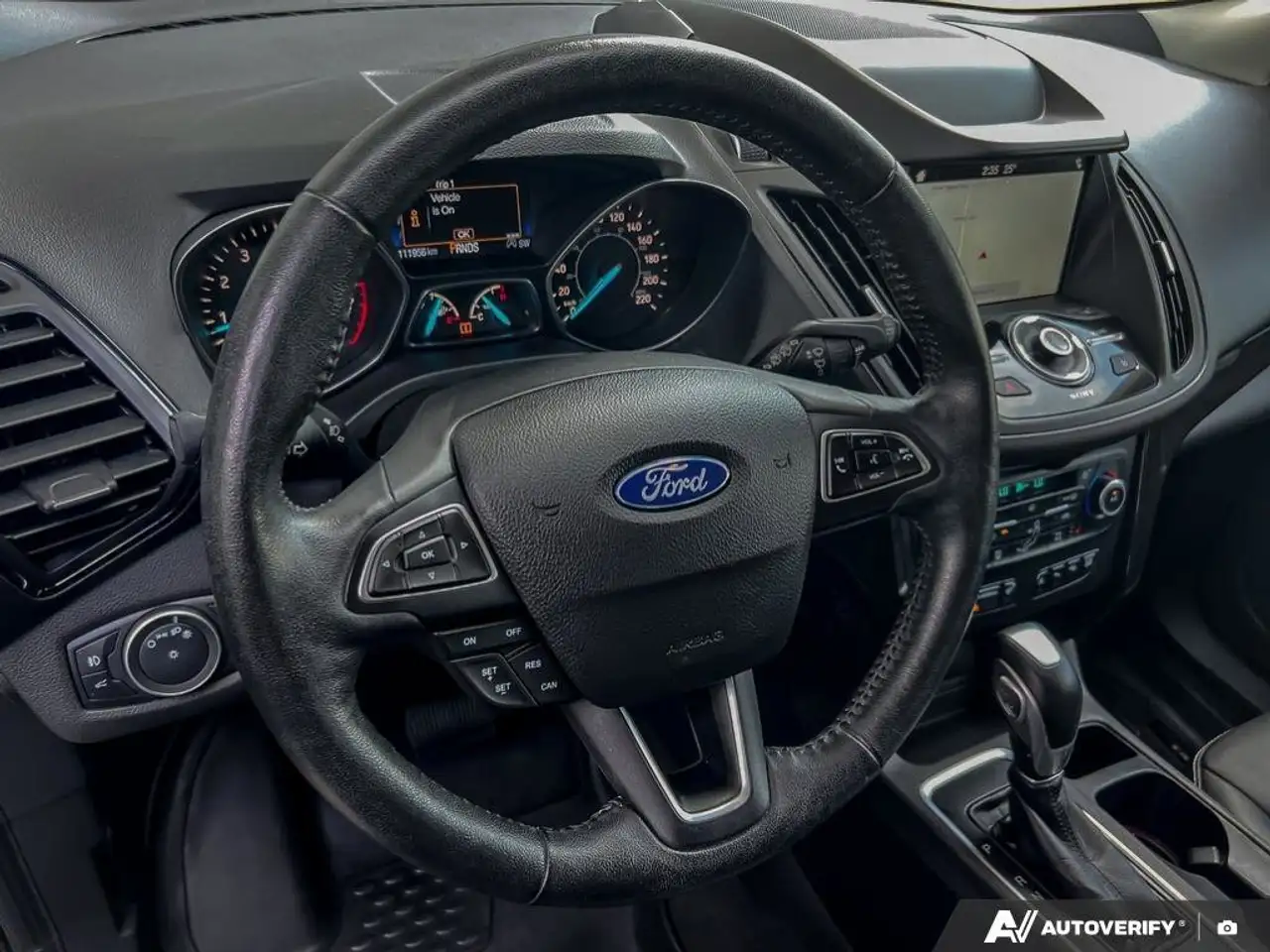 Ford Escape снимка Ford Escape
