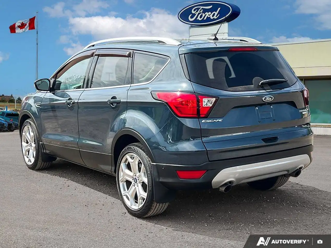 Ford Escape снимка Ford Escape