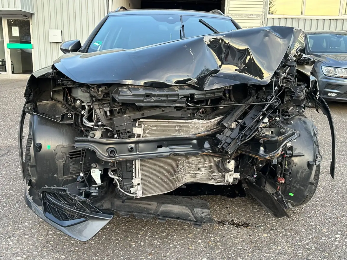 CUPRA Formentor 1.5 TSI DSG LED Navi Virtual *Unfall* Noir - 2