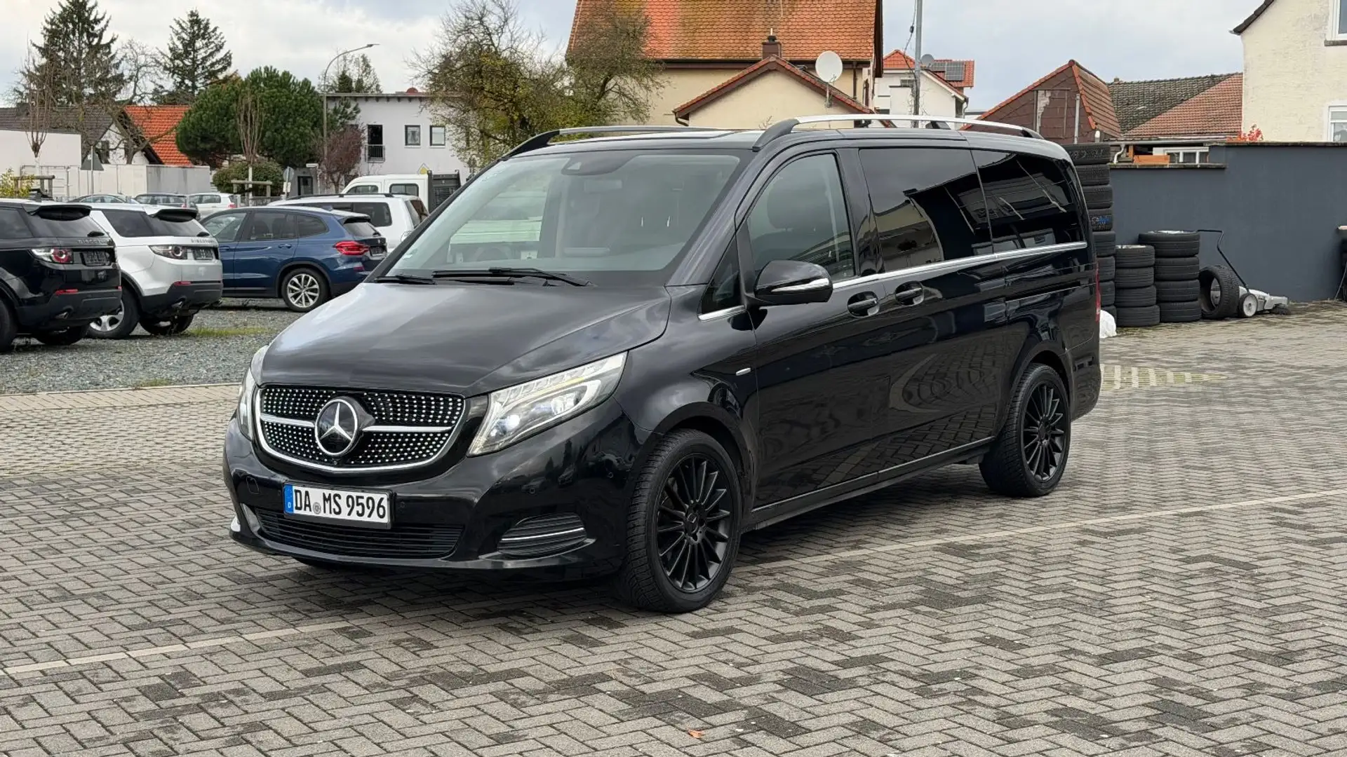 Mercedes-Benz V 250 CDI*AVANTG*EDITION lang*ACC*360°*MEGA VOLL Noir - 1