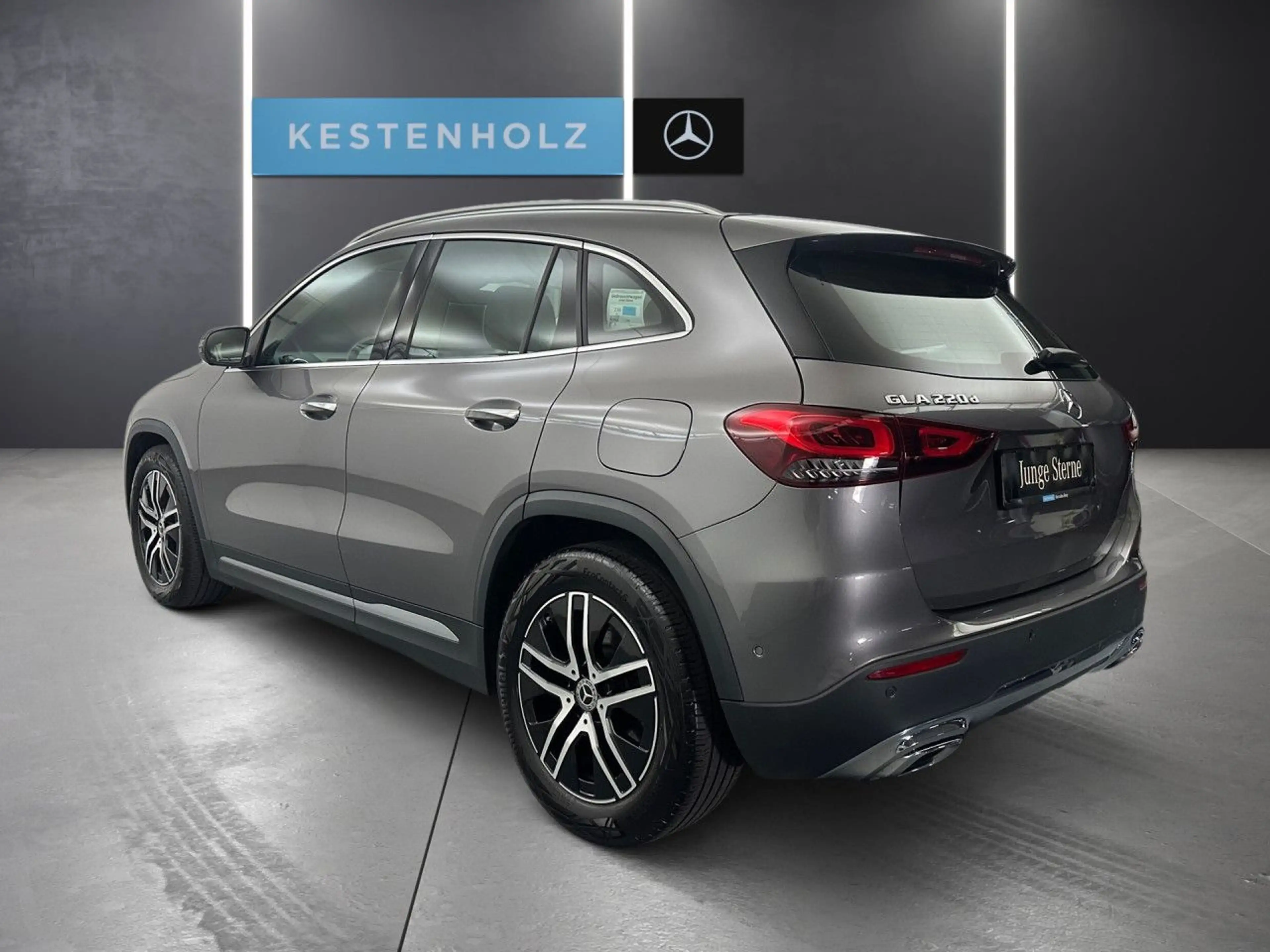 Mercedes-Benz GLA 220 d Multibeam Distr+ AHK Keyl-GO Kamera PTS — photo 5