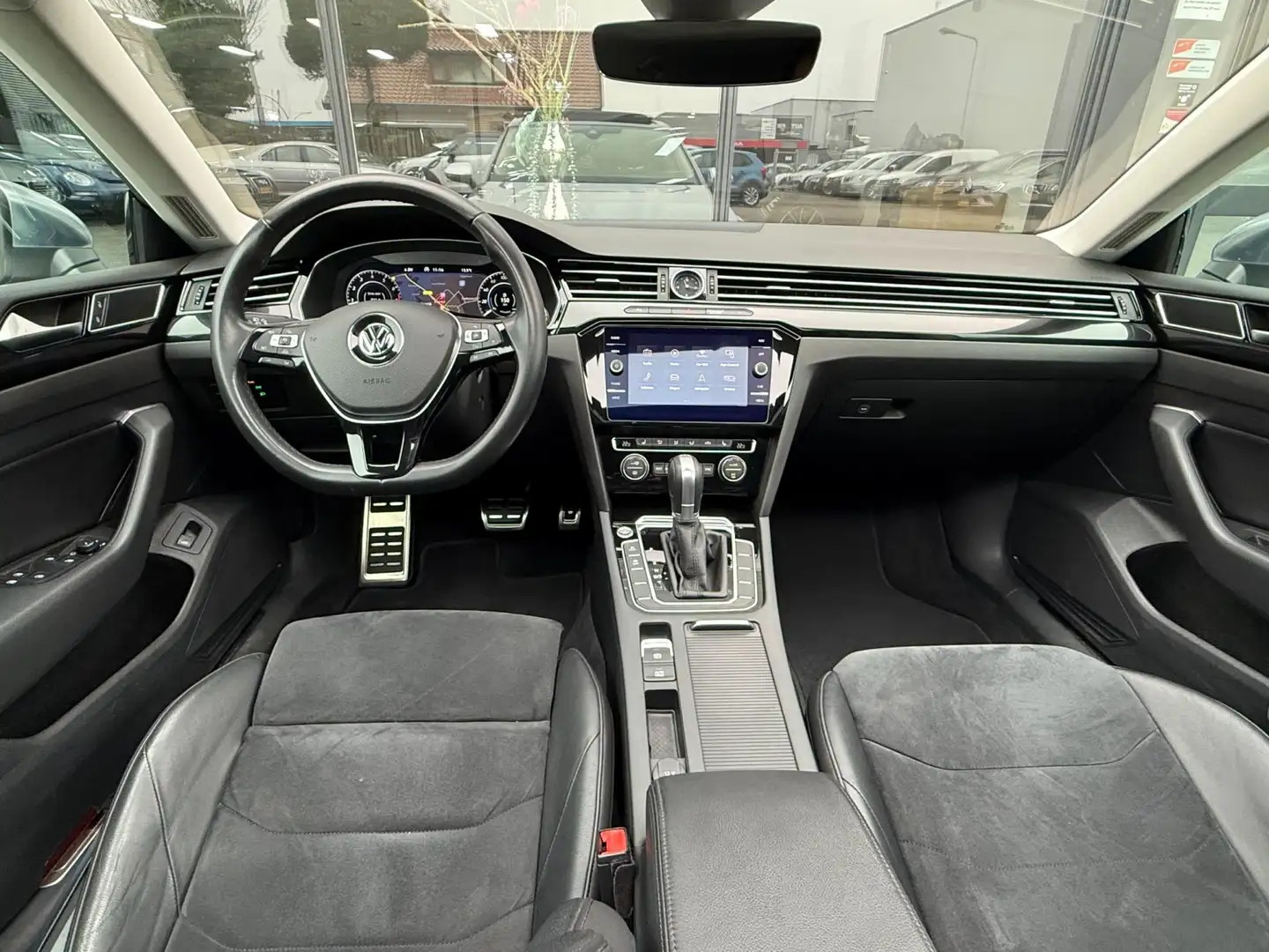 Volkswagen Arteon 1.5 TSI Elegance Business PANO/CAMERA/CARP Grau - 2