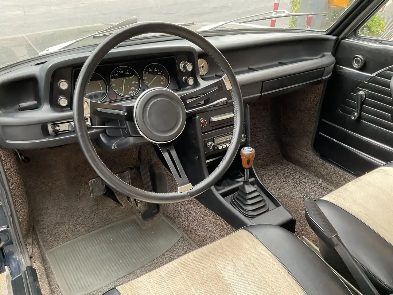 BMW 2002 TII Touring, foto 11